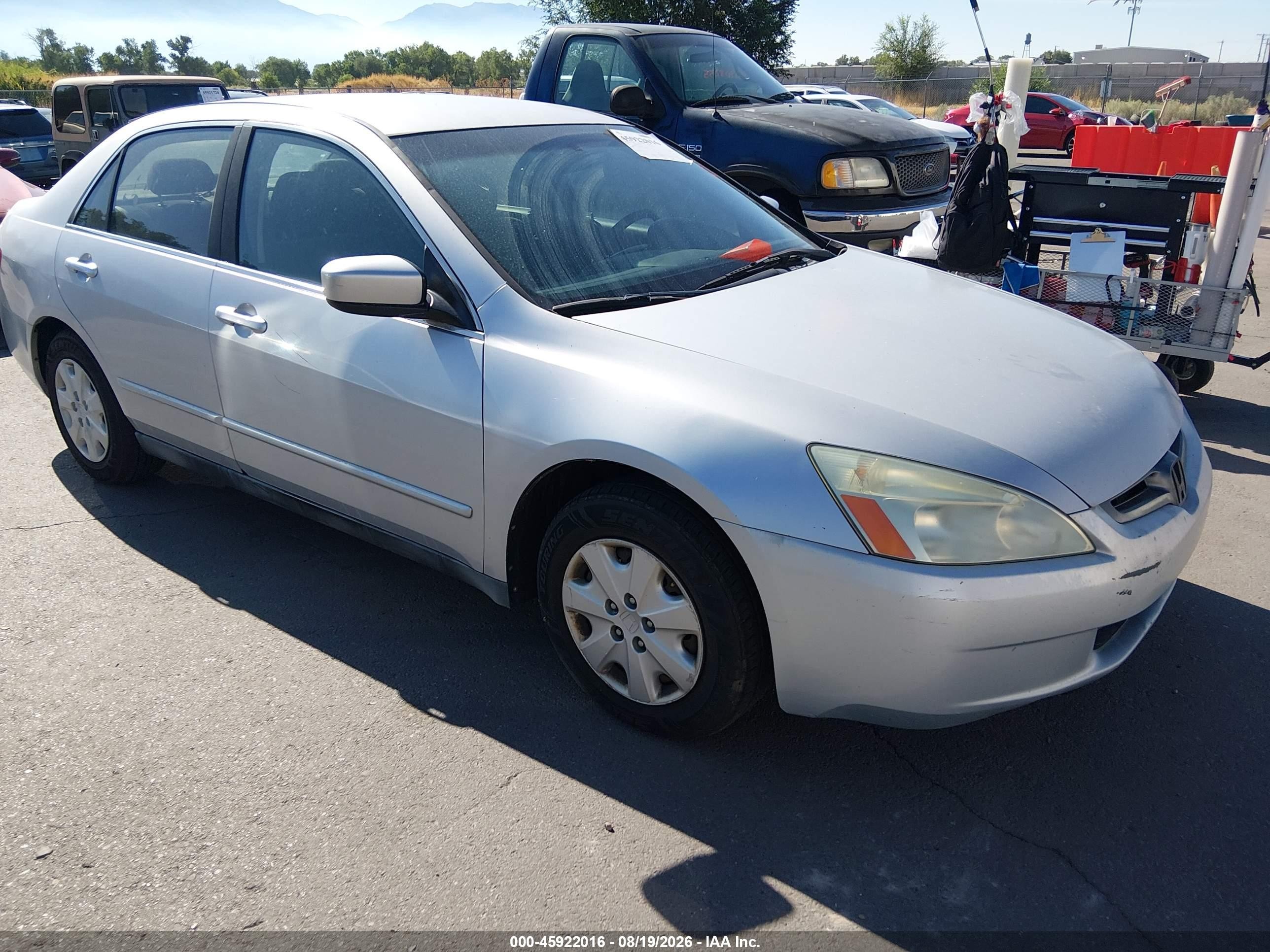 2004 Honda Accord 2.4 Lx Серебряный vin: 1HGCM55374A013492