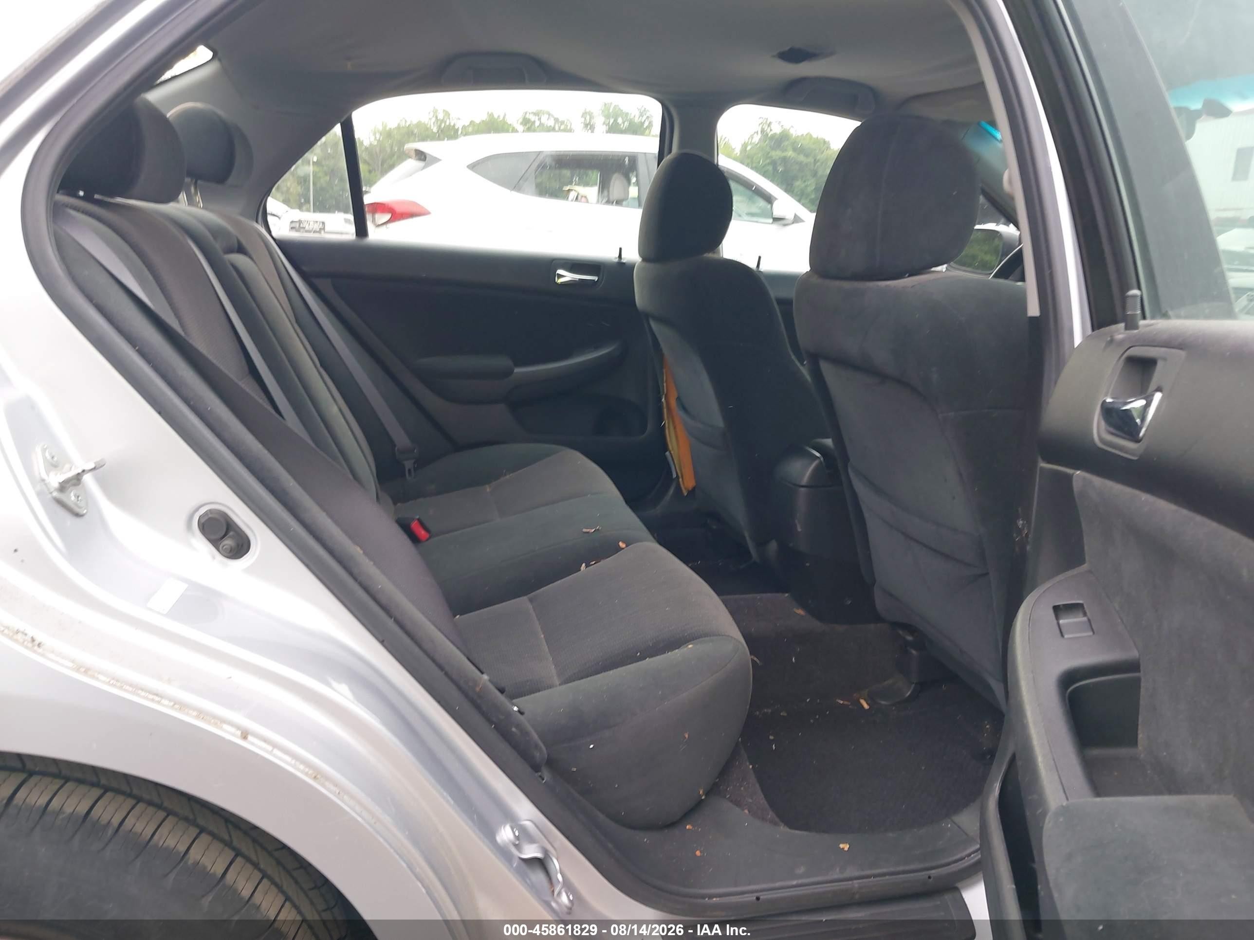 2005 Honda Accord 2.4 Lx Серебряный vin: 1HGCM55485A193303