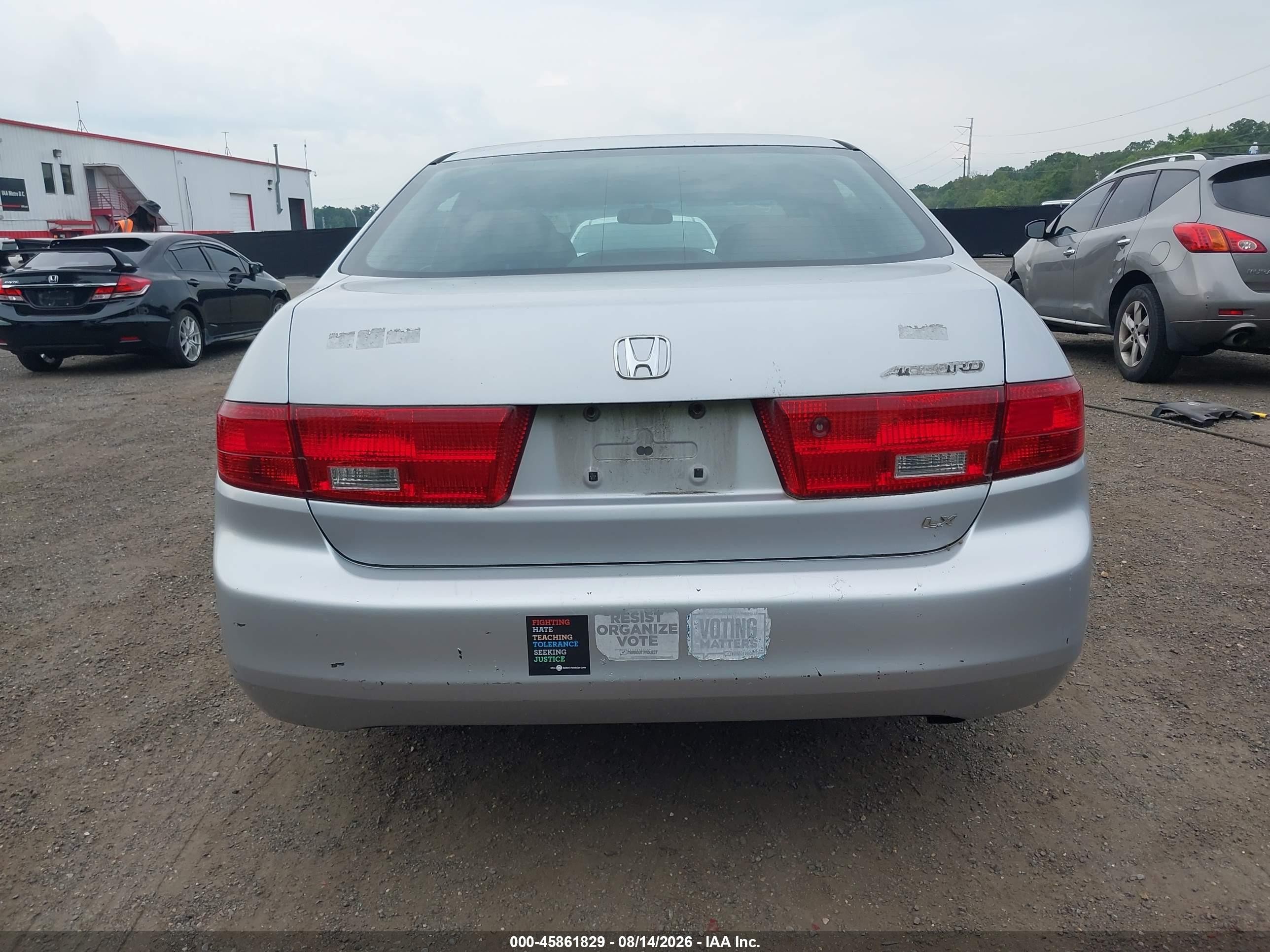 2005 Honda Accord 2.4 Lx Серебряный vin: 1HGCM55485A193303