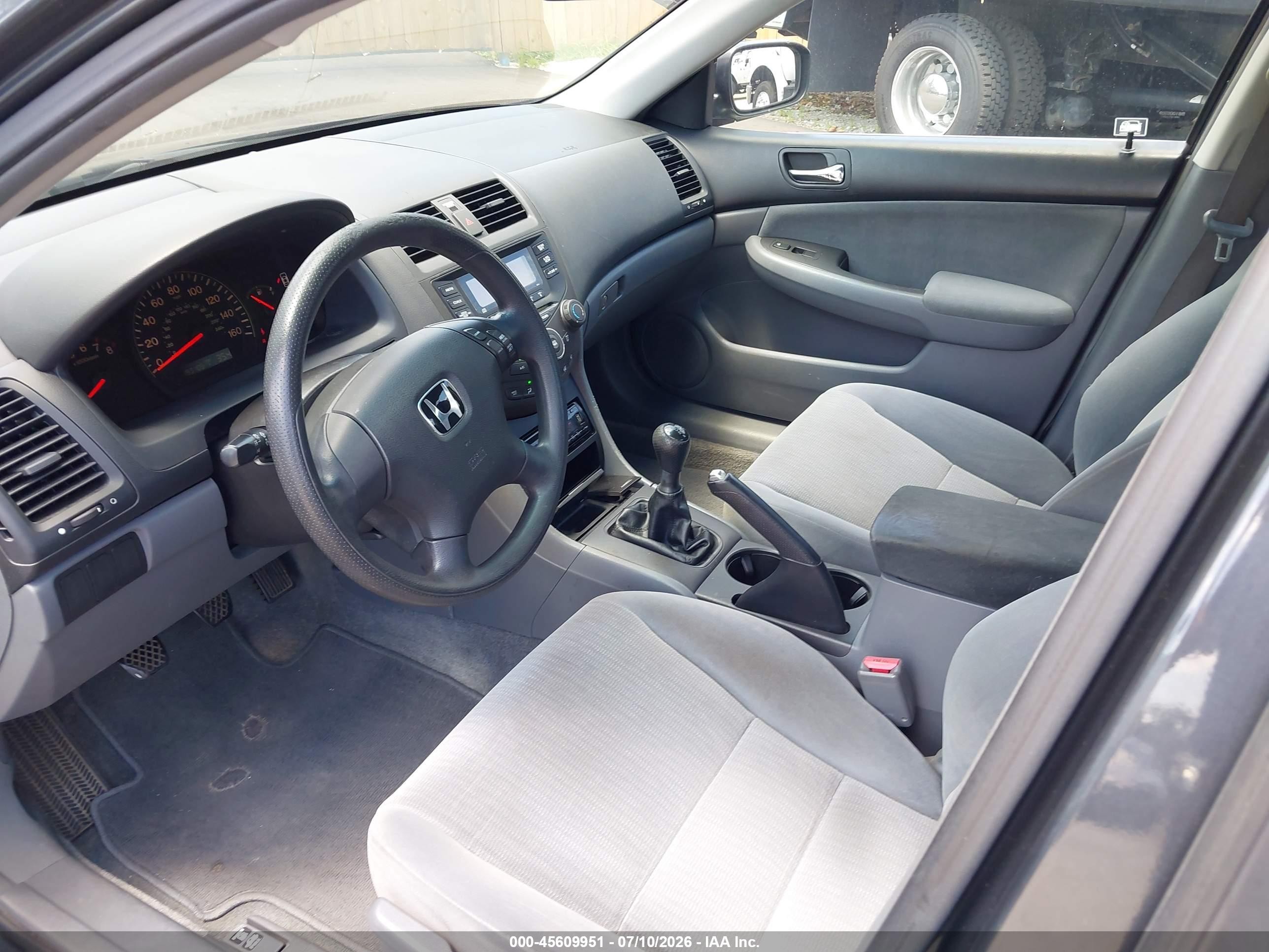 2005 Honda Accord 2.4 Lx Gray vin: 1HGCM55495A193603