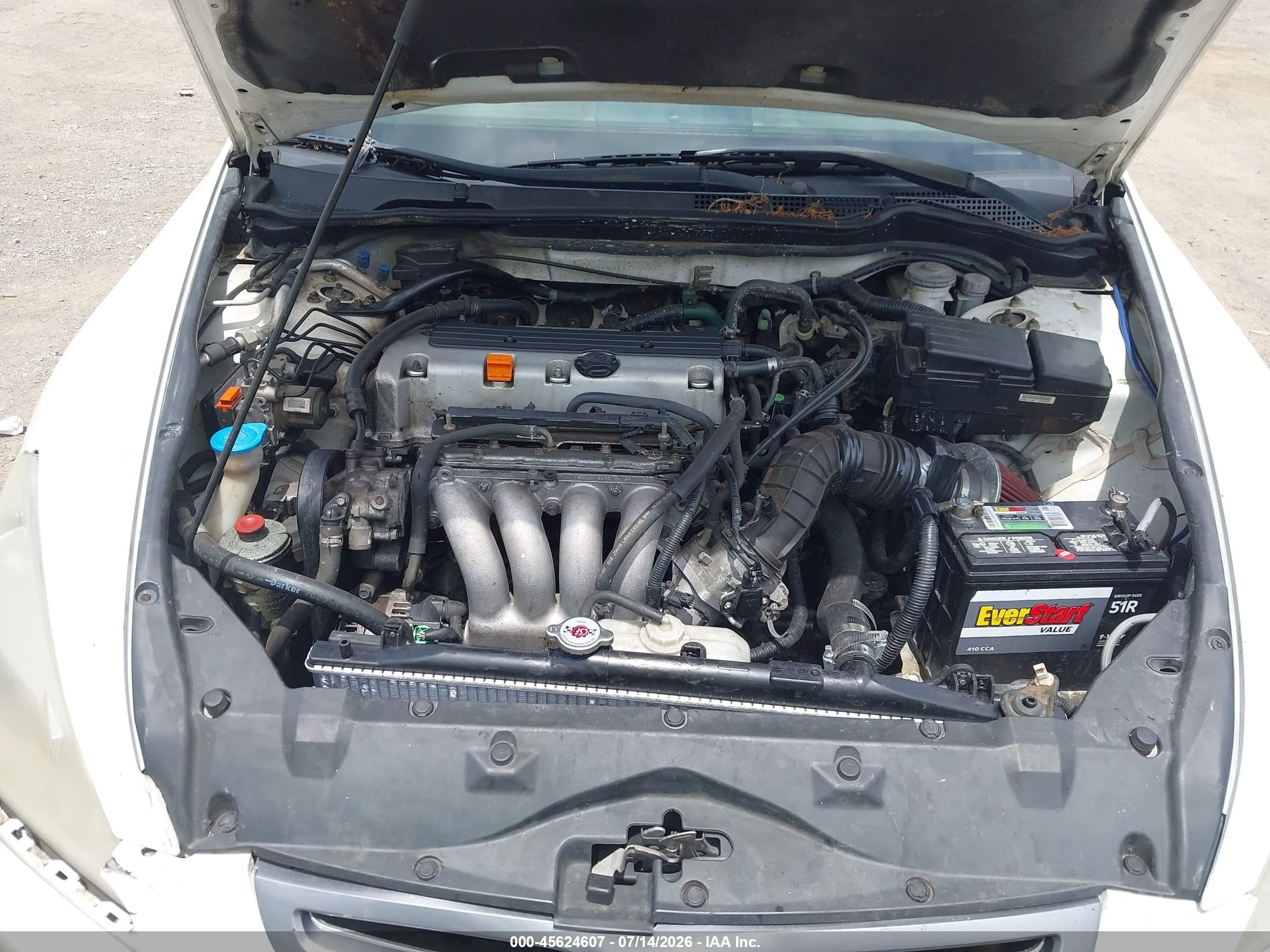2004 Honda Accord 2.4 Ex White vin: 1HGCM55634A166901