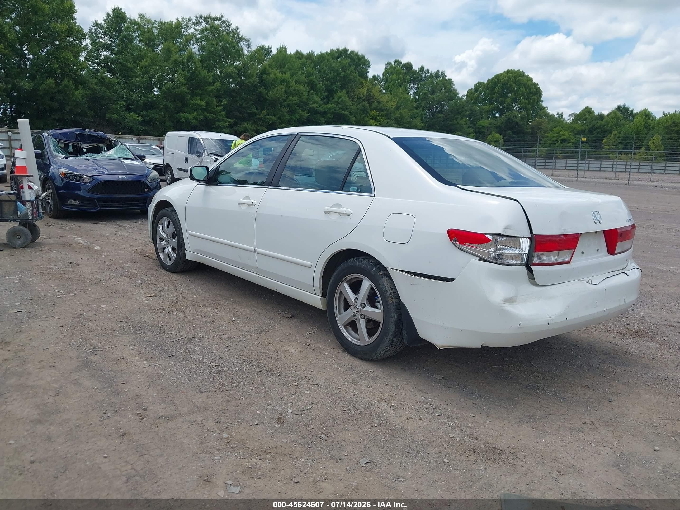 2004 Honda Accord 2.4 Ex White vin: 1HGCM55634A166901