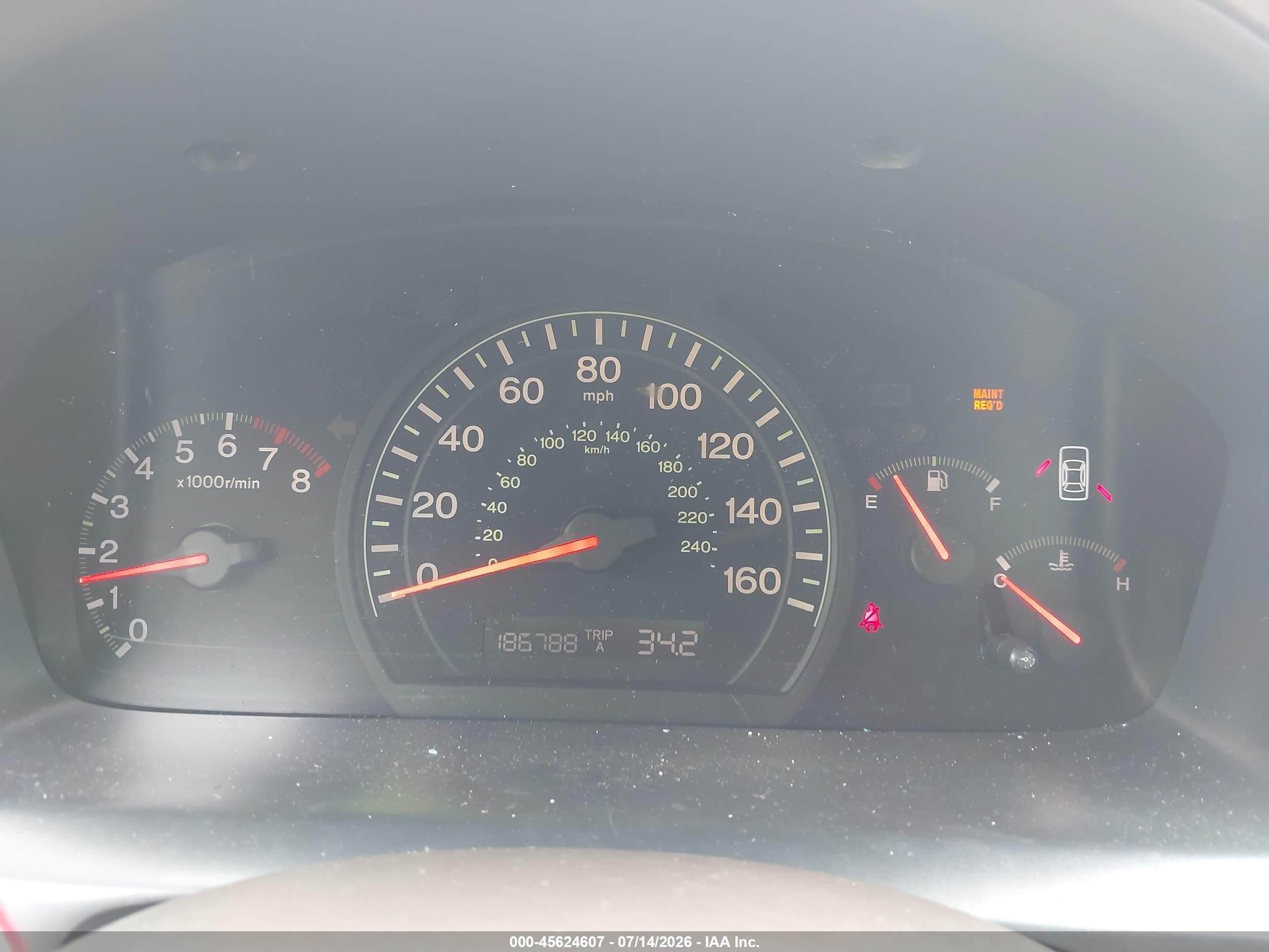 2004 Honda Accord 2.4 Ex White vin: 1HGCM55634A166901
