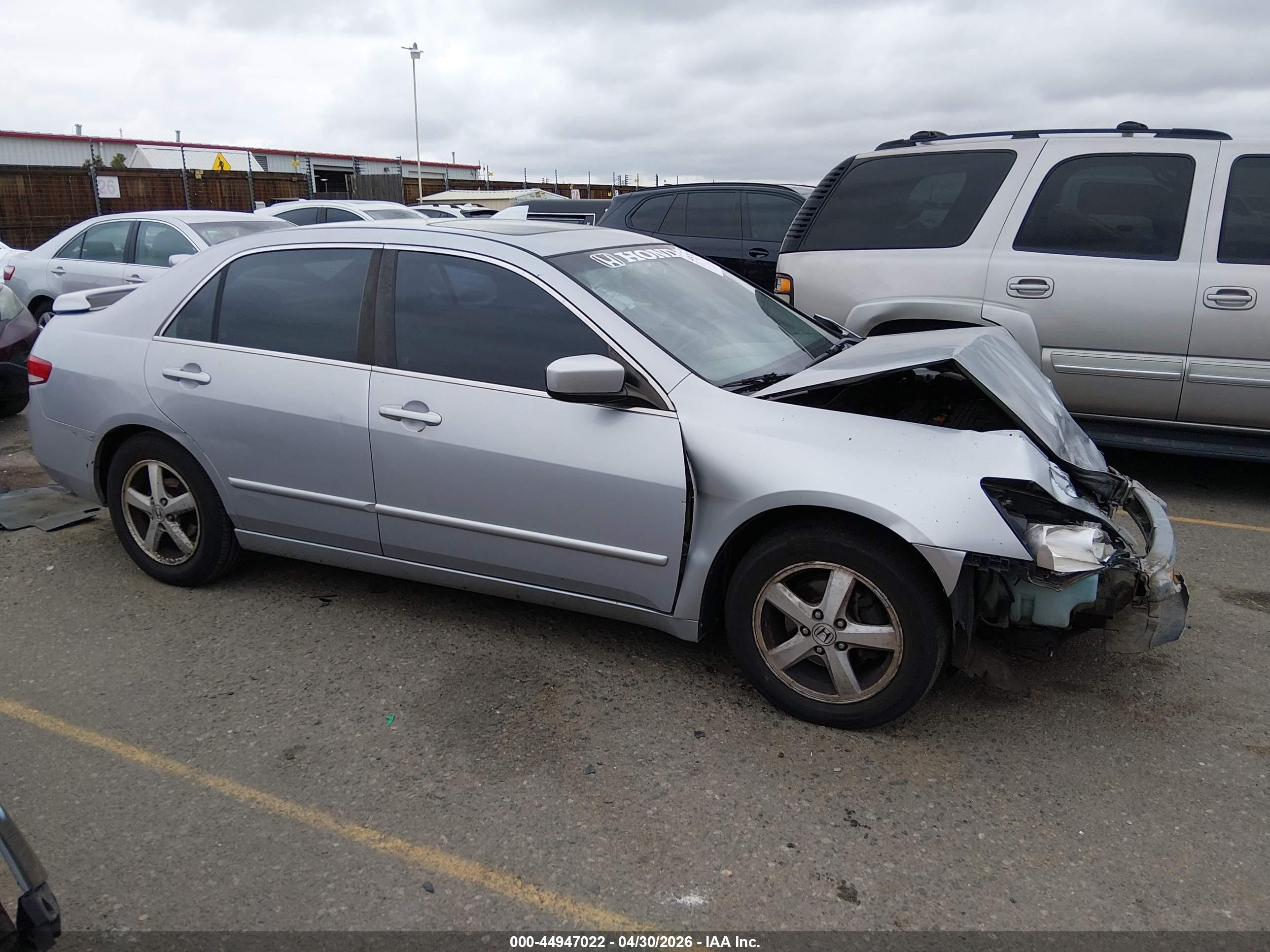 2004 Honda Accord 2.4 Ex Серебряный vin: 1HGCM55684A138124