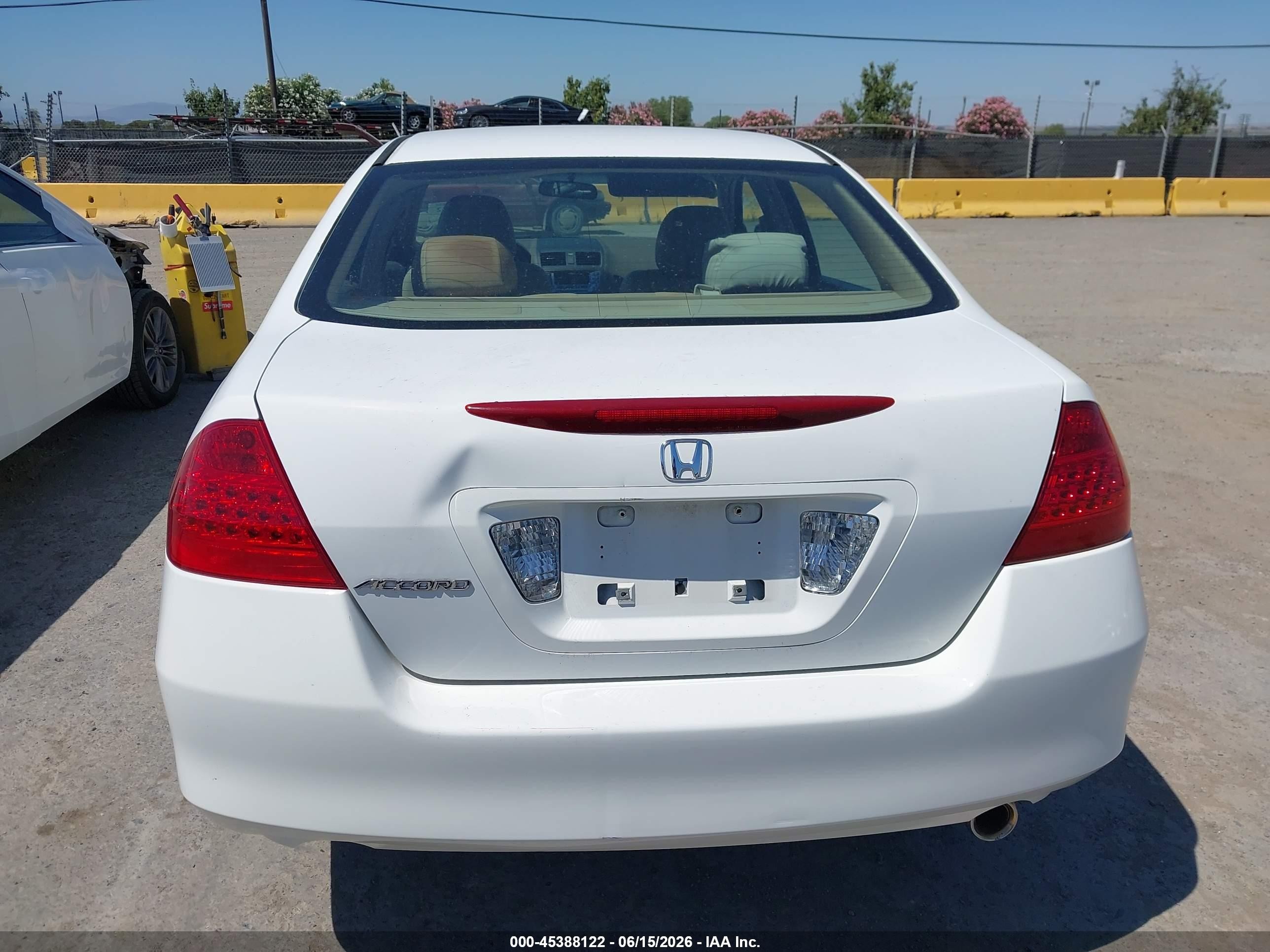 2007 Honda Accord 2.4 Ex White vin: 1HGCM55797A140896
