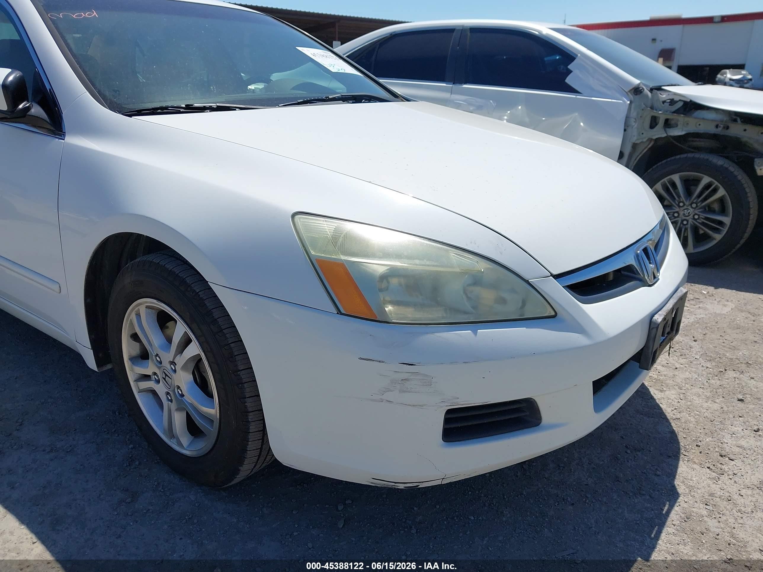 2007 Honda Accord 2.4 Ex White vin: 1HGCM55797A140896