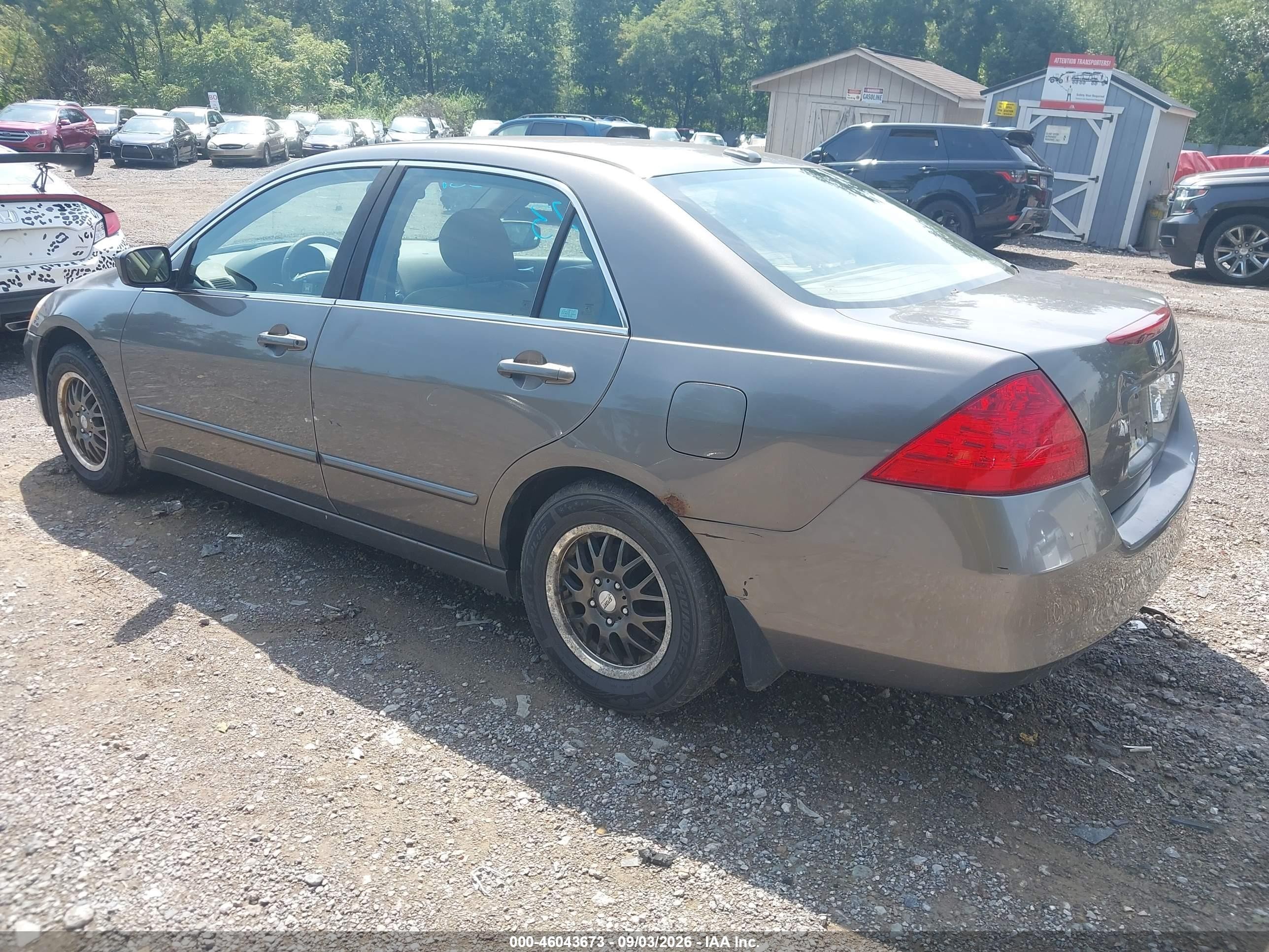 2007 Honda Accord 2.4 Ex Коричневый vin: 1HGCM55857A117902