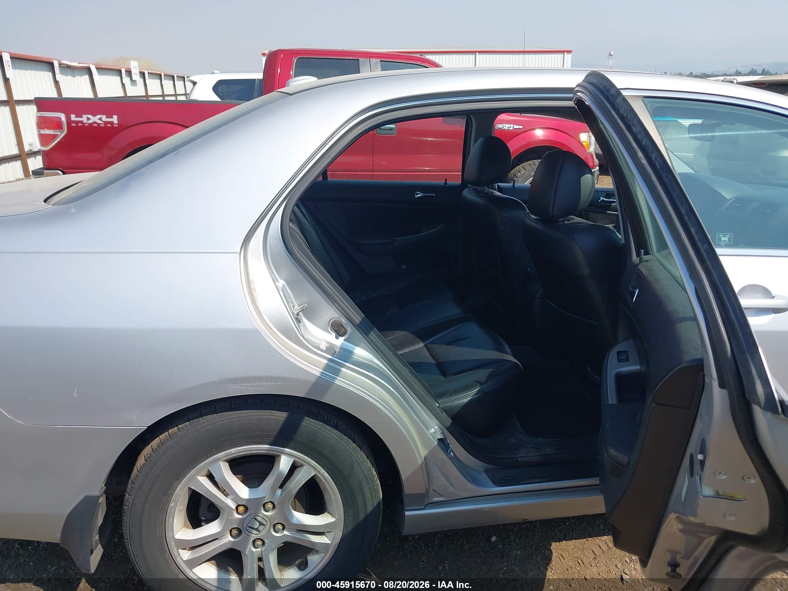 2007 Honda Accord 2.4 Ex Silver vin: 1HGCM558X7A038838