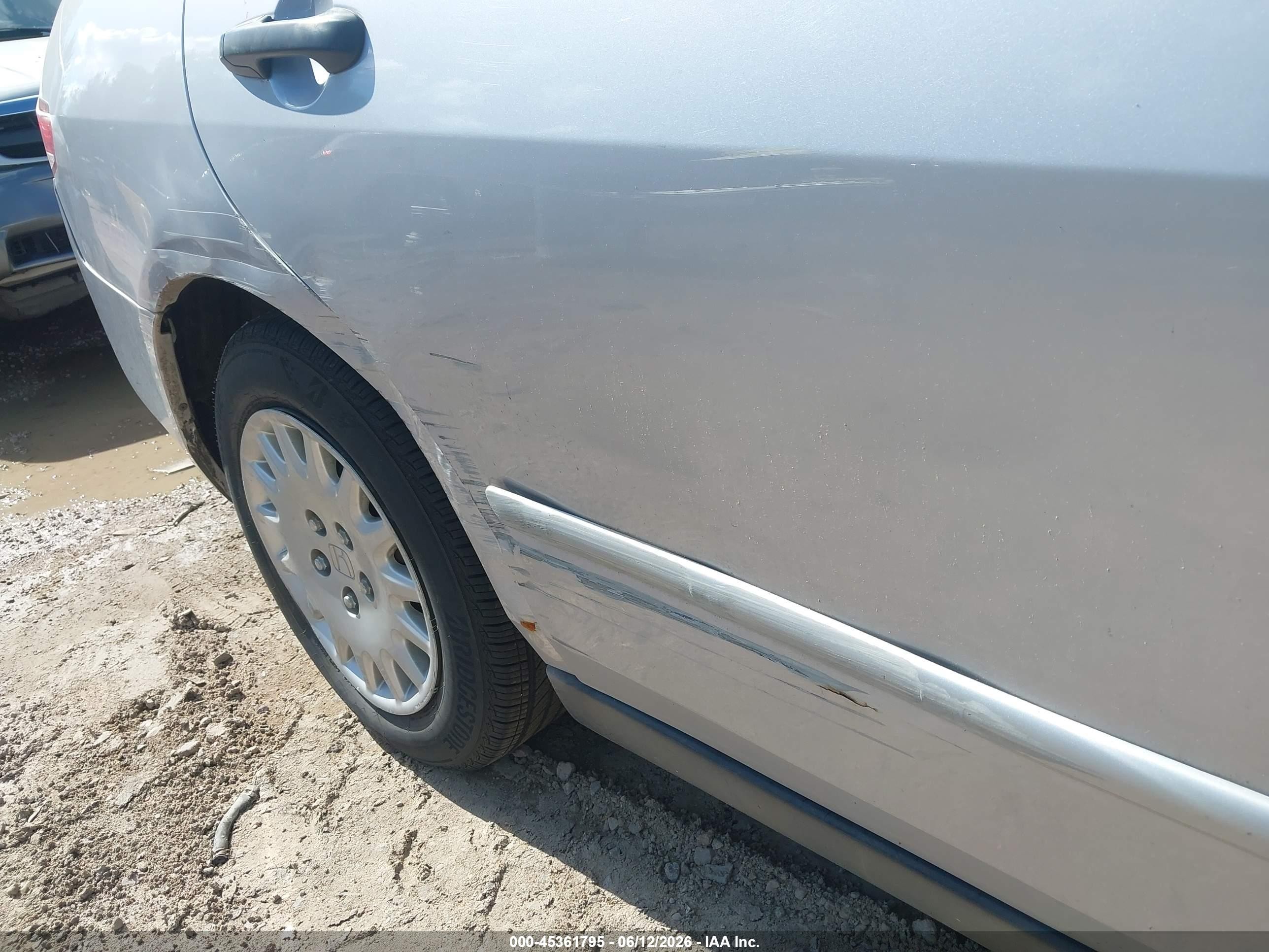 2004 Honda Accord 2.4 Dx Silver vin: 1HGCM56104A102561