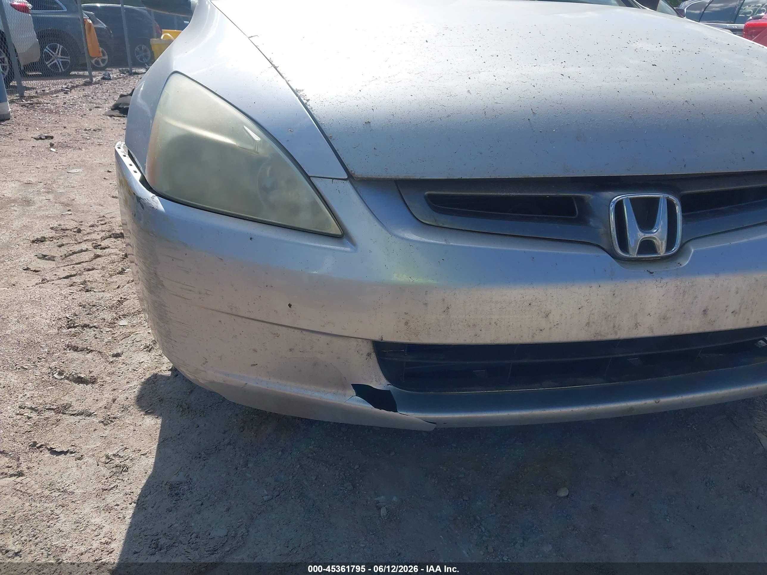 2004 Honda Accord 2.4 Dx Silver vin: 1HGCM56104A102561