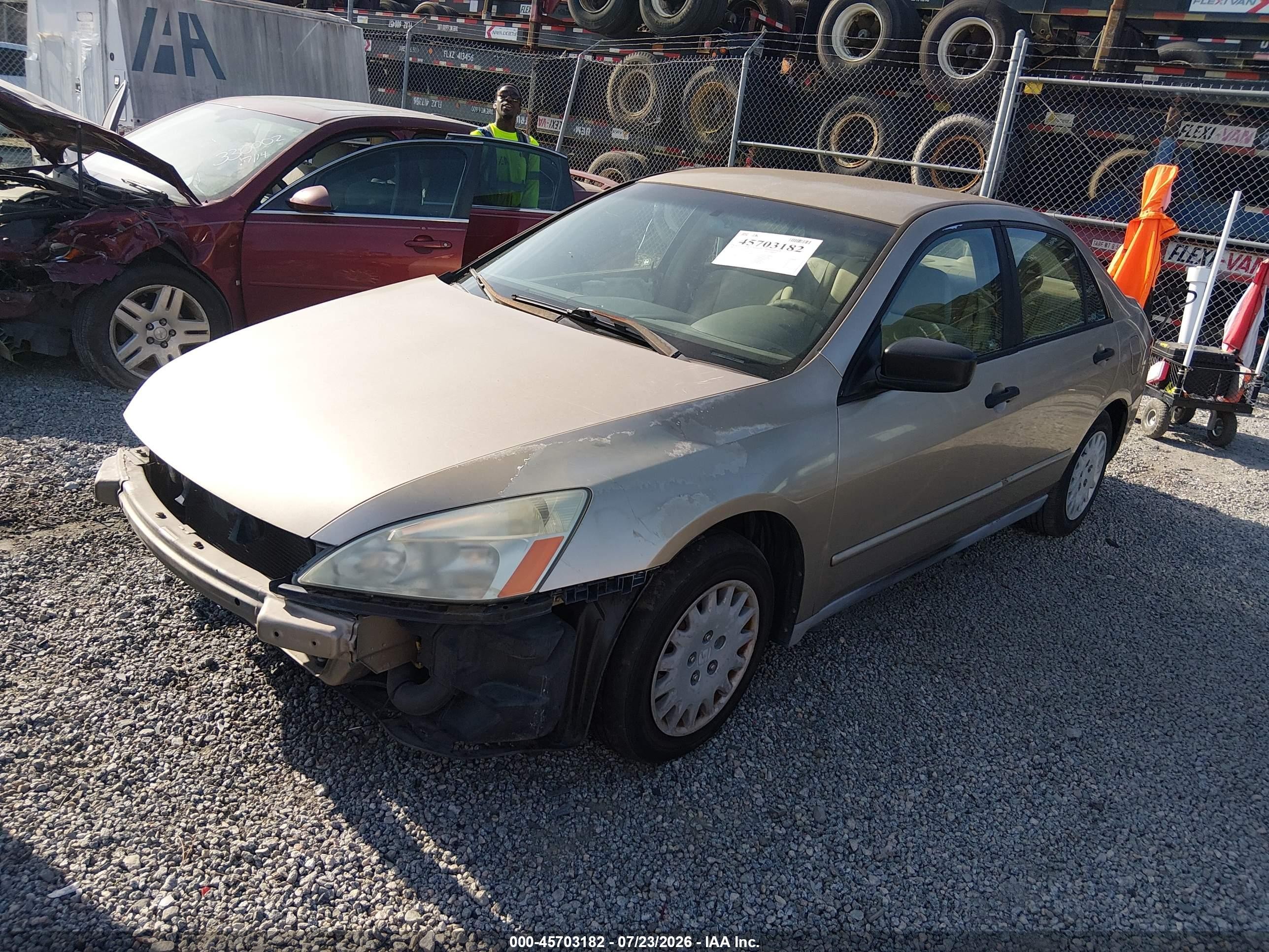 2005 Honda Accord 2.4 Dx Champagne vin: 1HGCM56105A163412