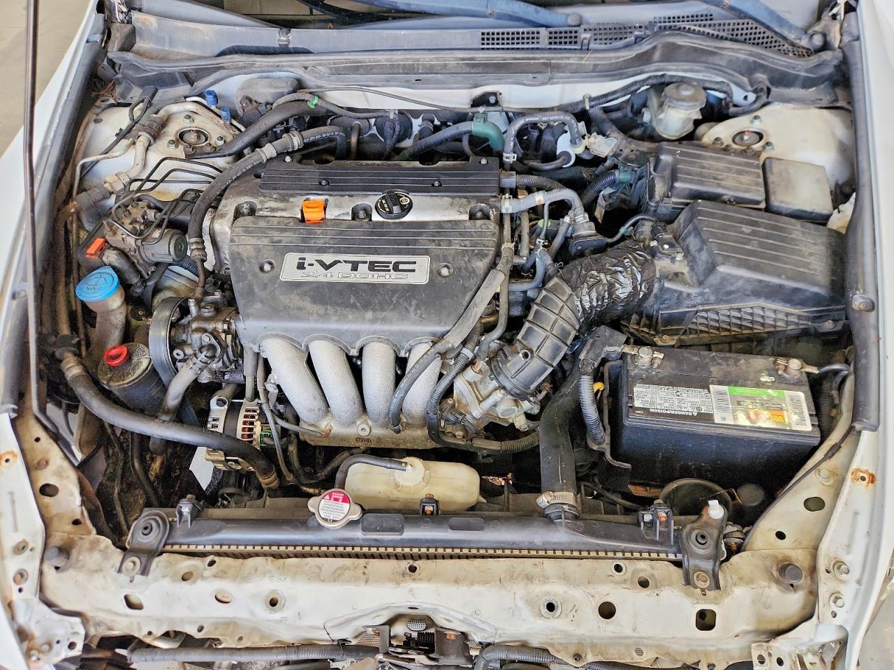 2006 Honda Accord White vin: 1HGCM56106A114986