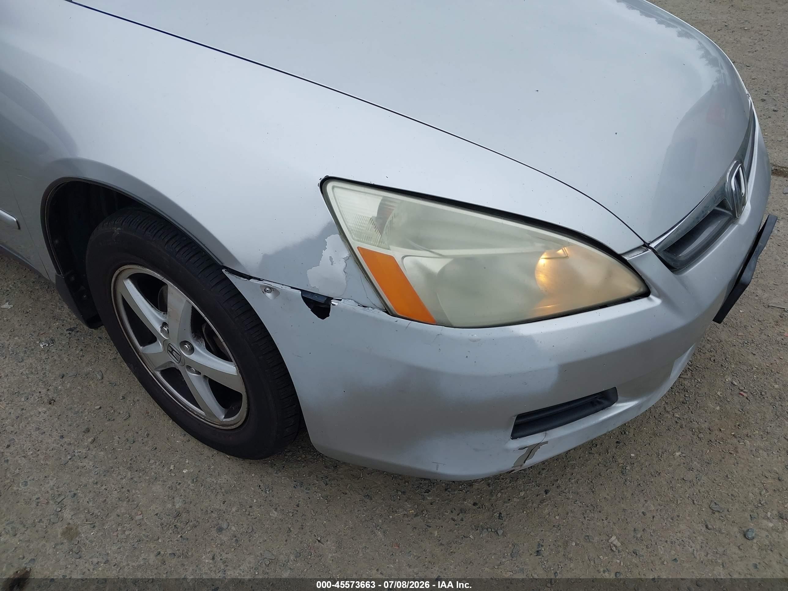 2006 Honda Accord 2.4 Vp Silver vin: 1HGCM56106A152881