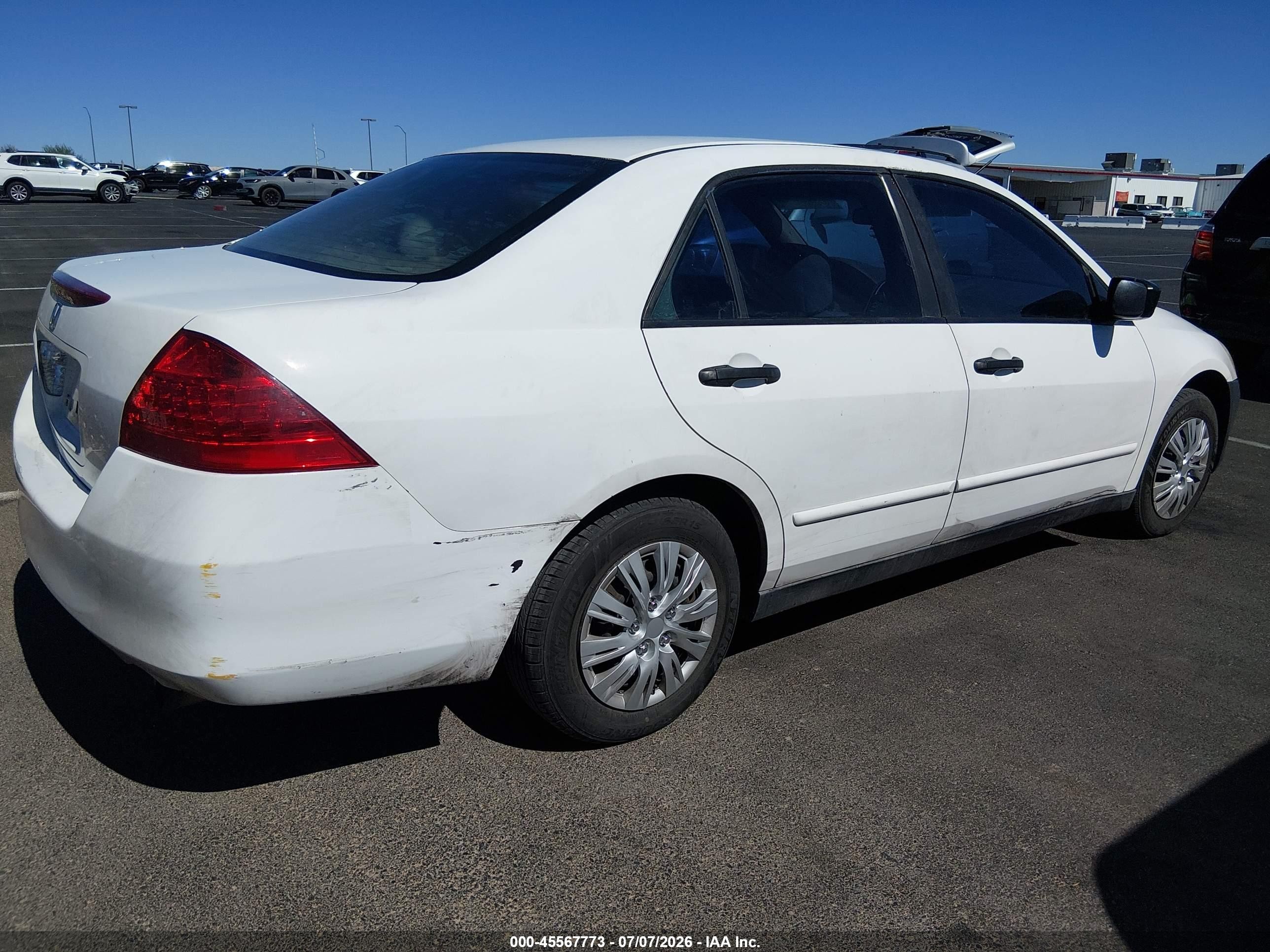 2007 Honda Accord 2.4 Vp Белый vin: 1HGCM56107A071381