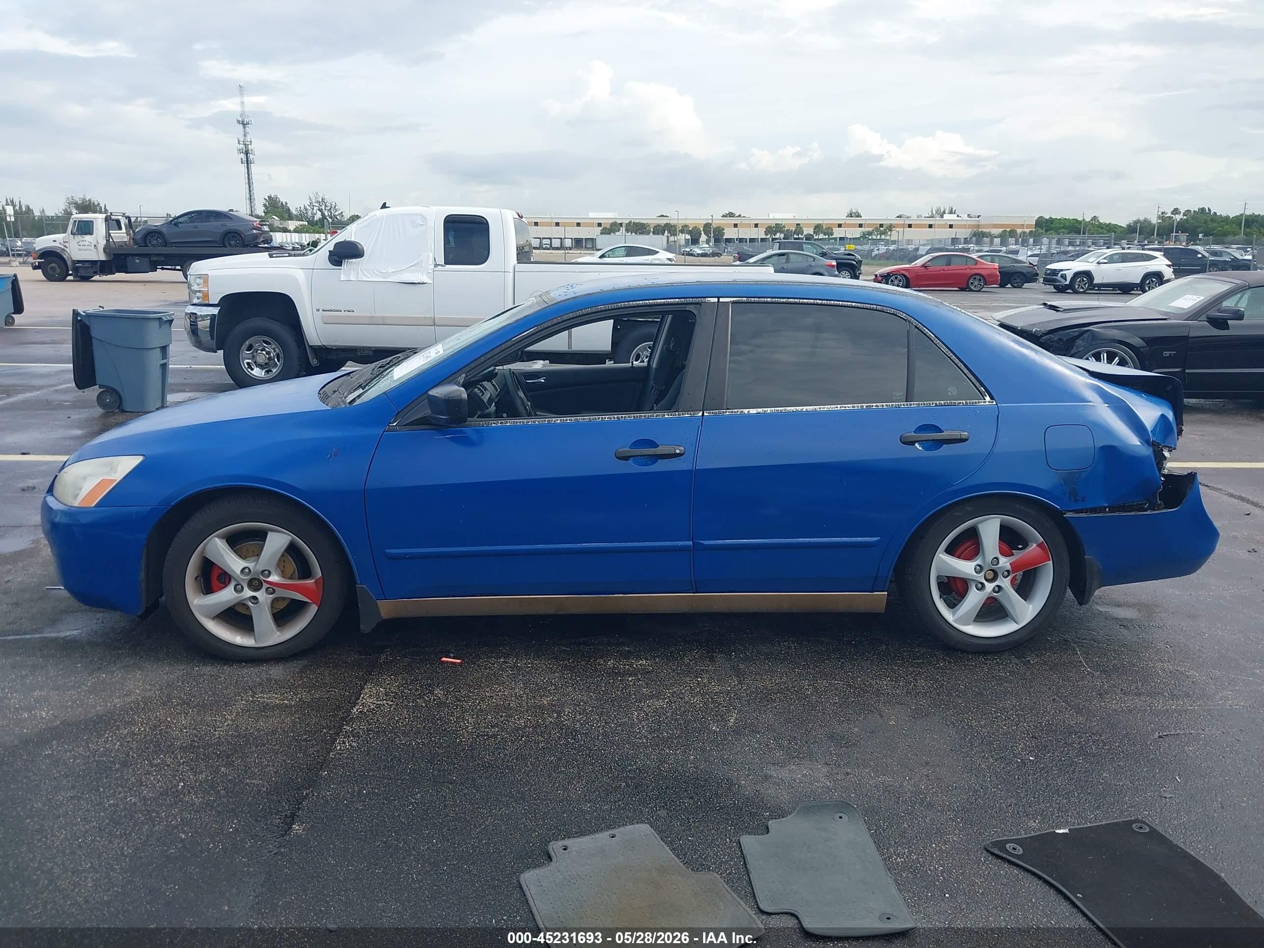2004 Honda Accord 2.4 Dx Синий vin: 1HGCM56114A067769