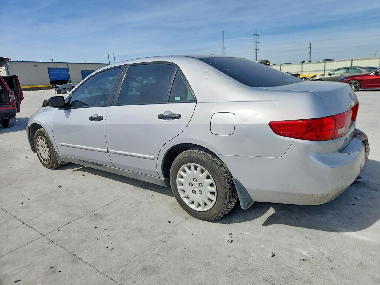 2005 Honda Accord Dx Silver vin: 1HGCM56115A058961
