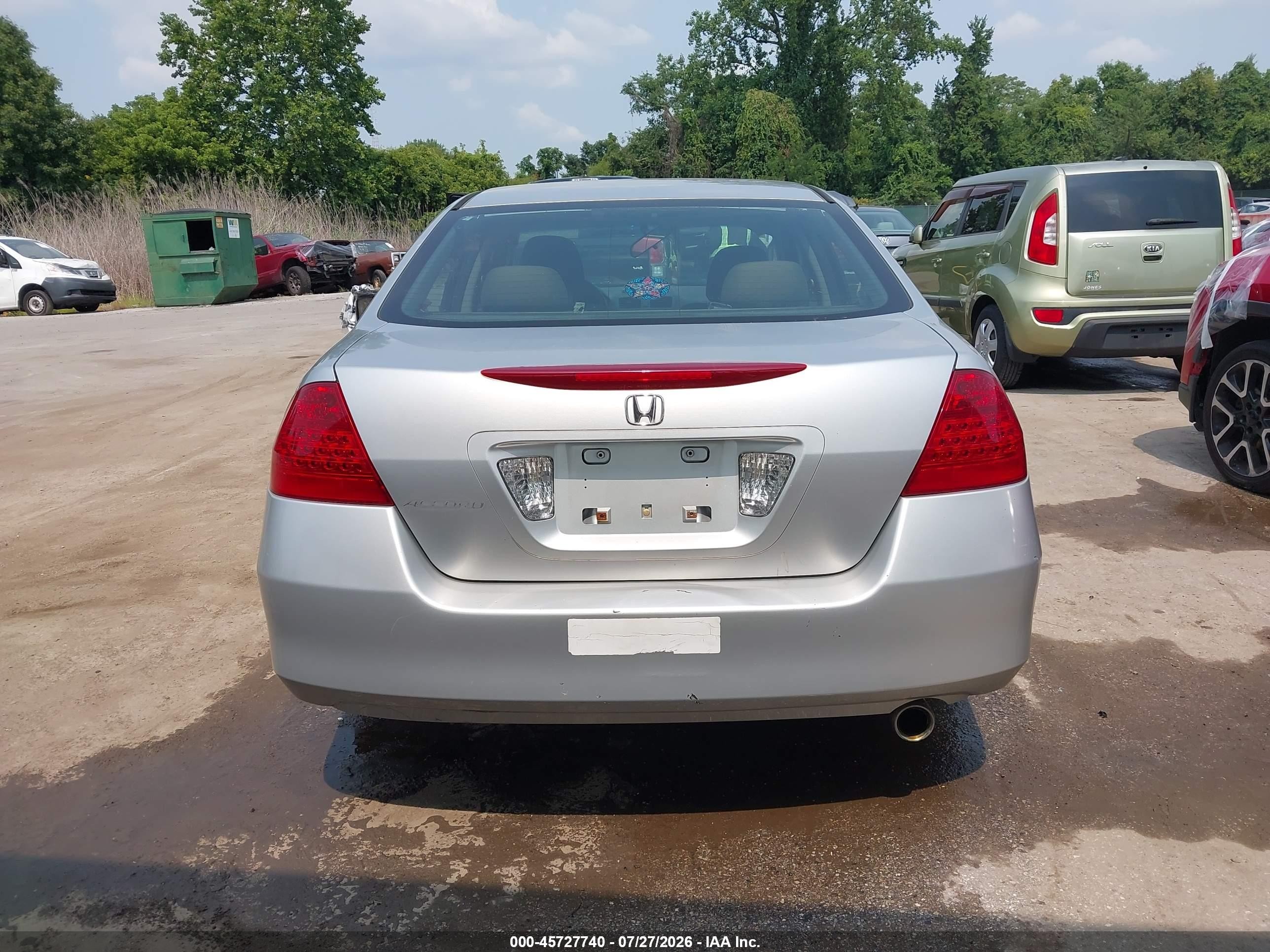 2006 Honda Accord 2.4 Vp Silver vin: 1HGCM56116A005307