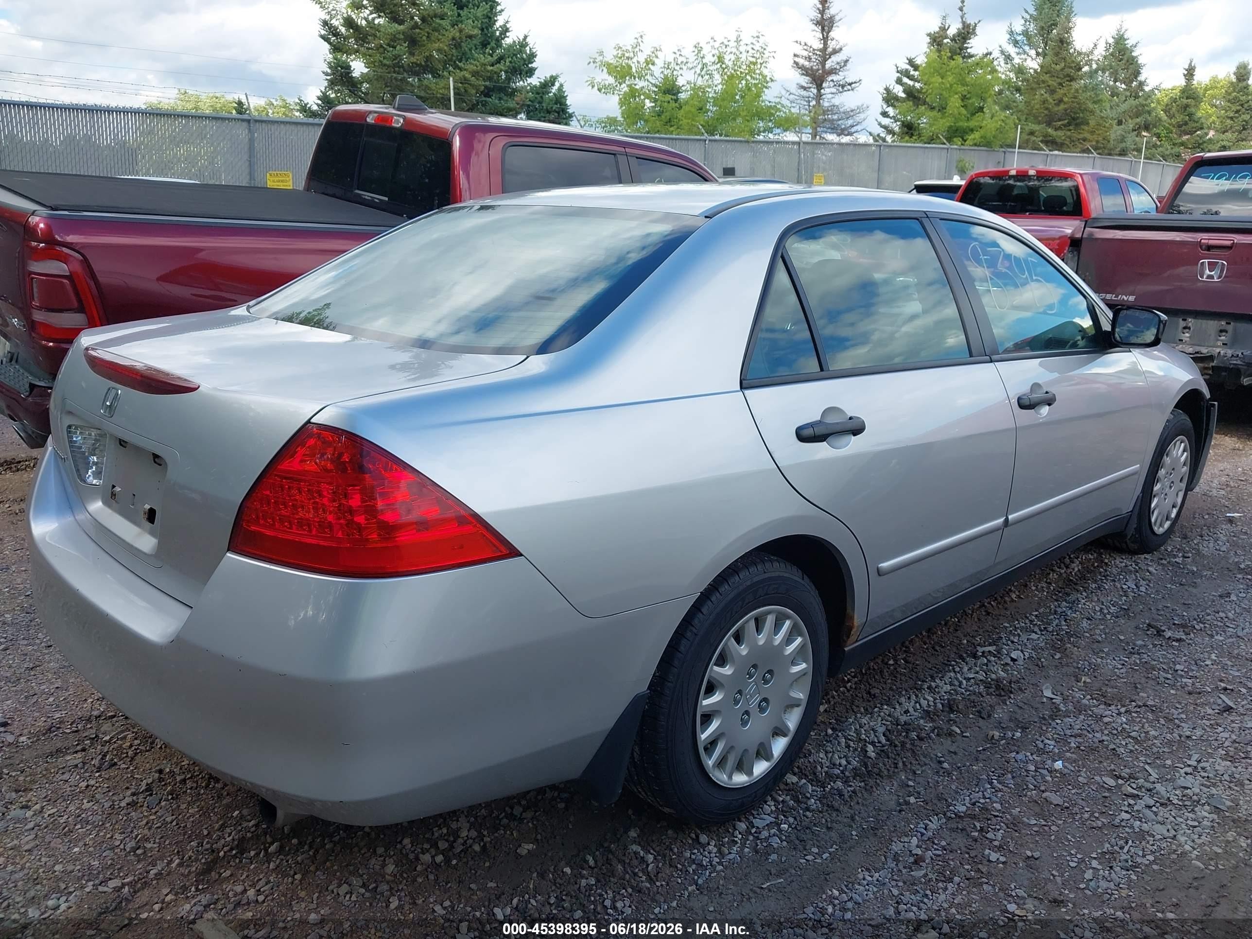 2007 Honda Accord 2.4 Vp Silver vin: 1HGCM56117A070773
