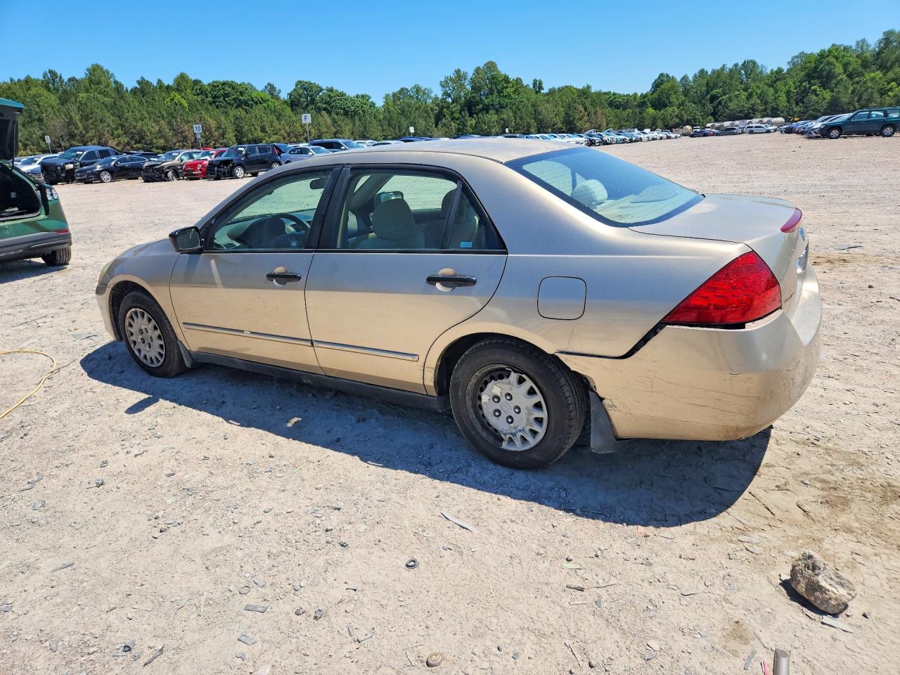 2007 Honda Accord Gold vin: 1HGCM56117A098296