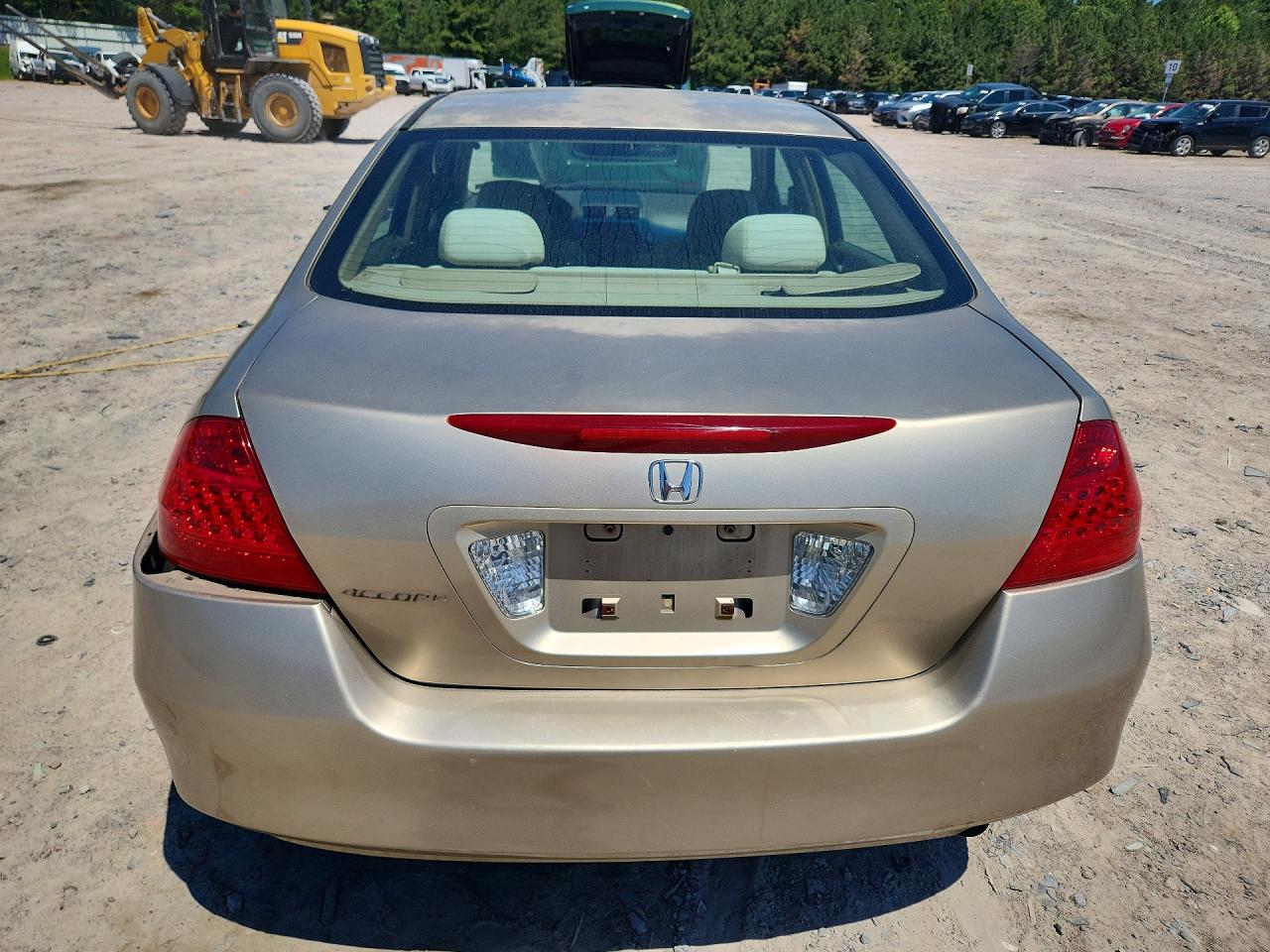 2007 Honda Accord Gold vin: 1HGCM56117A098296