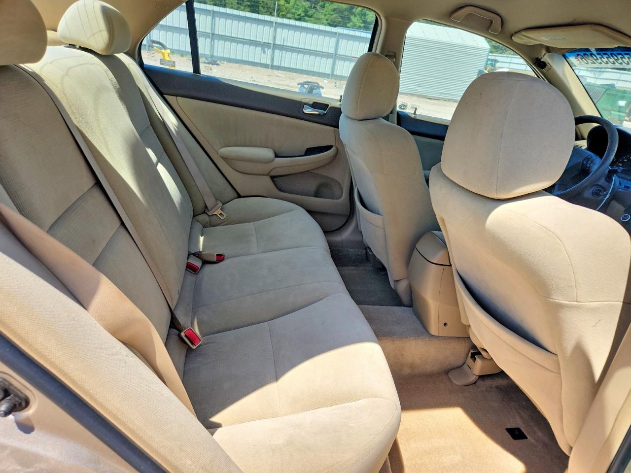 2007 Honda Accord Gold vin: 1HGCM56117A098296