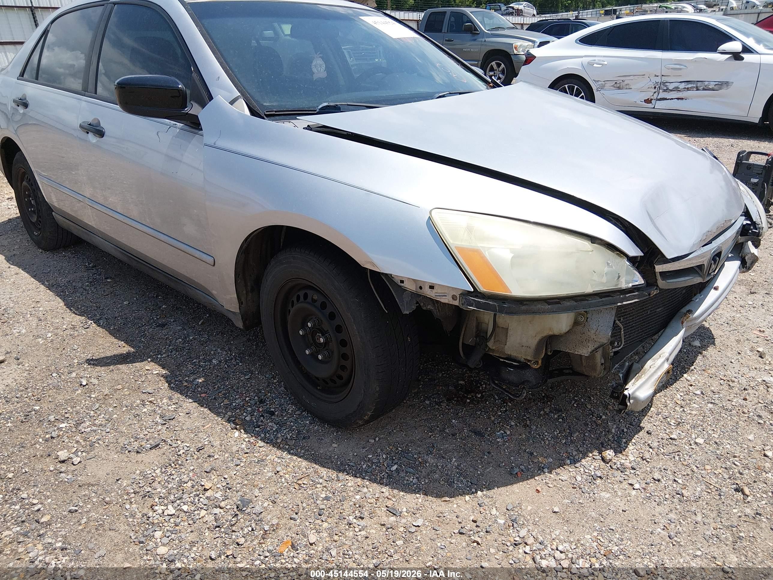 2007 Honda Accord 2.4 Vp Silver vin: 1HGCM56117A196261