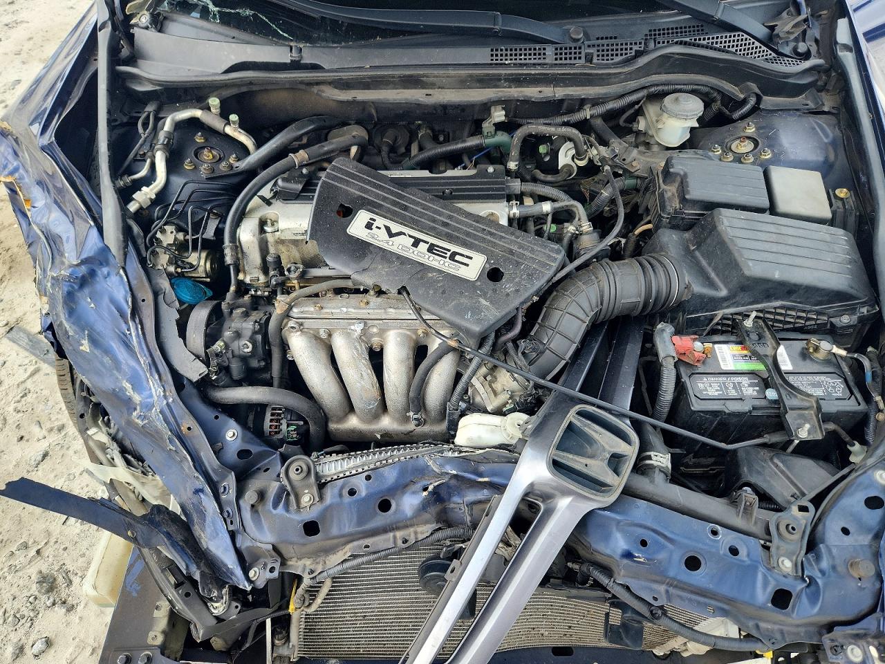 2004 Honda Accord Dx Blue vin: 1HGCM56124A096245