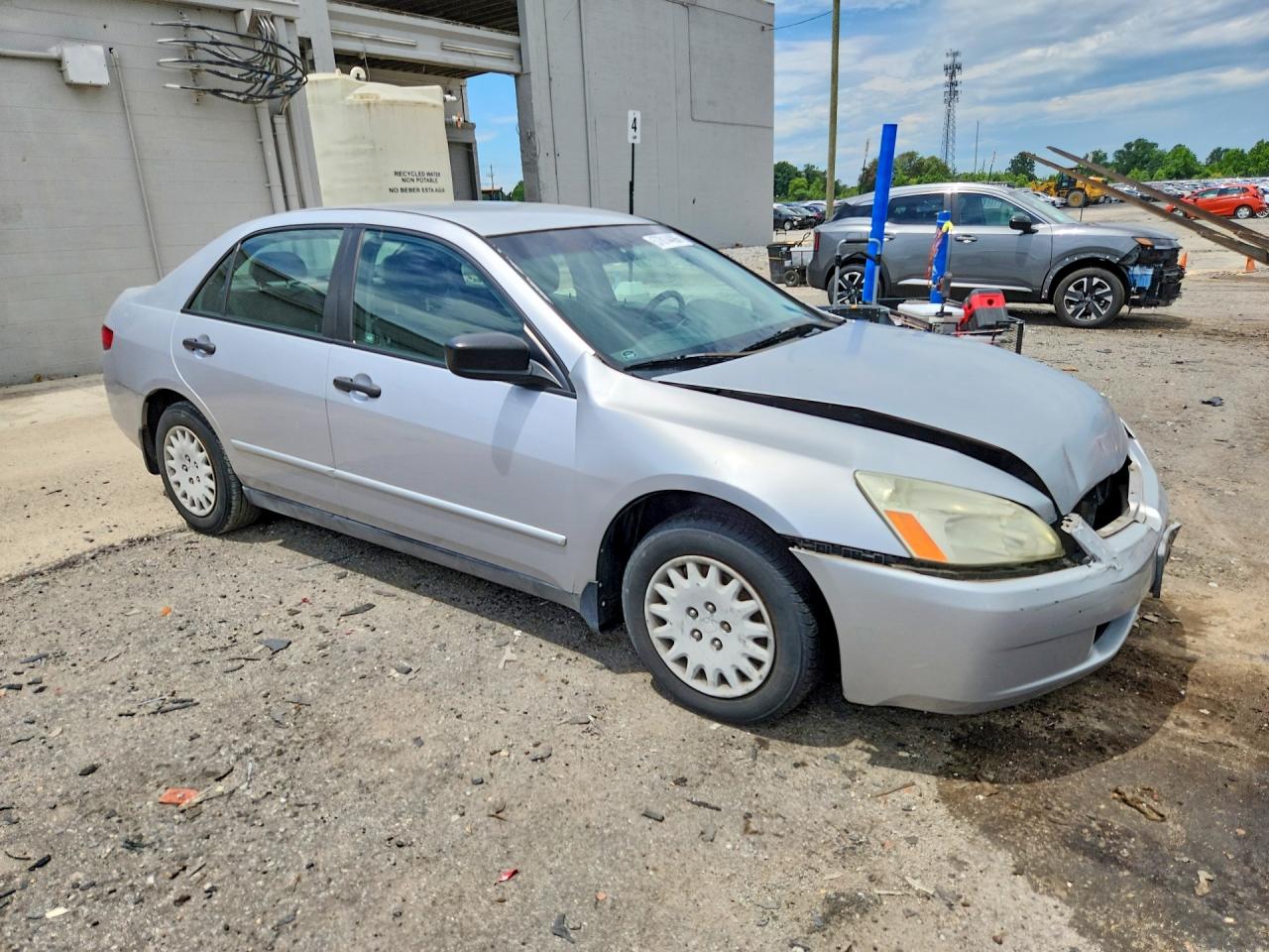 2005 Honda Accord Dx Silver vin: 1HGCM56125A176260