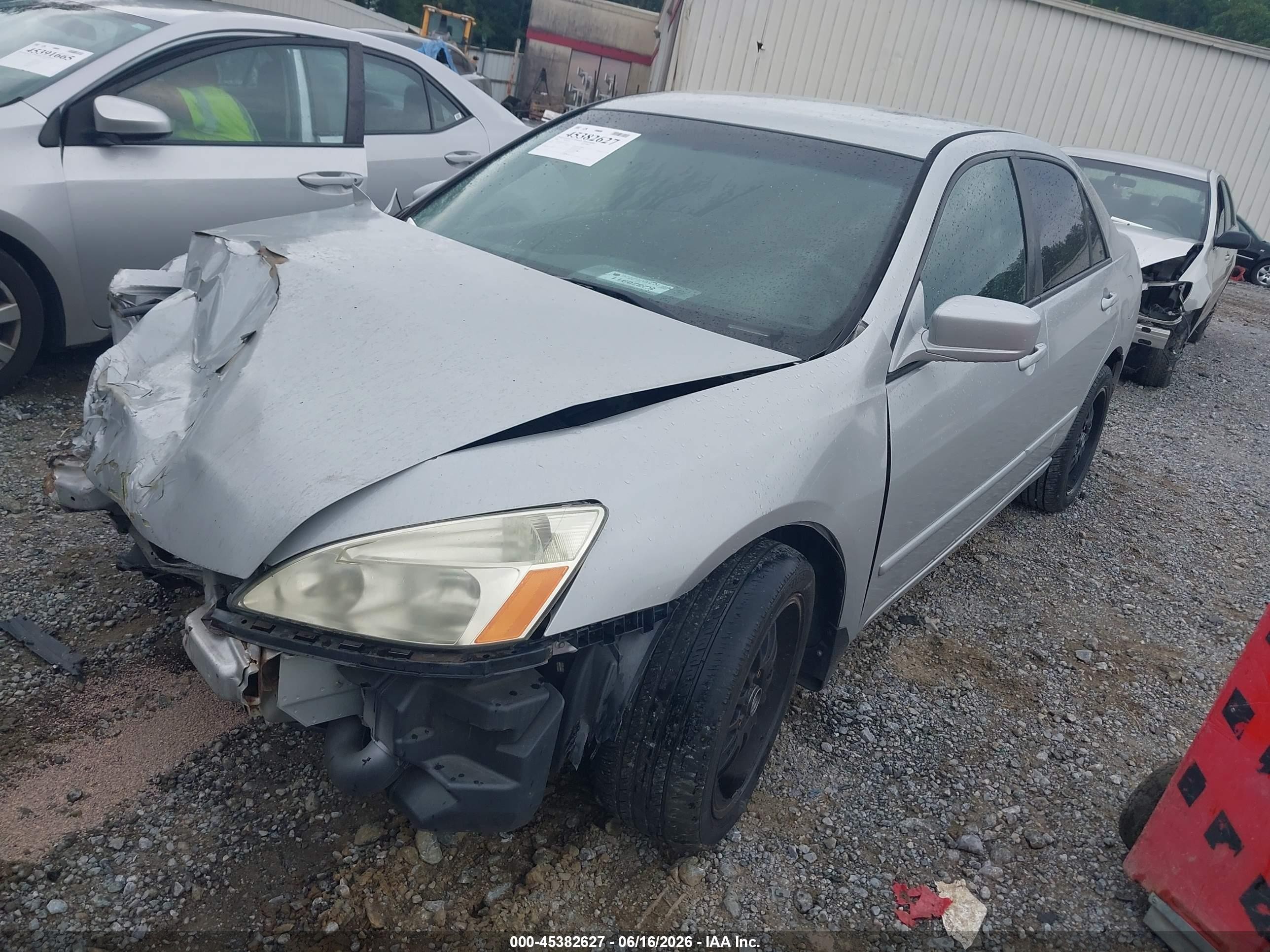 2006 Honda Accord 2.4 Vp Silver vin: 1HGCM56126A112222