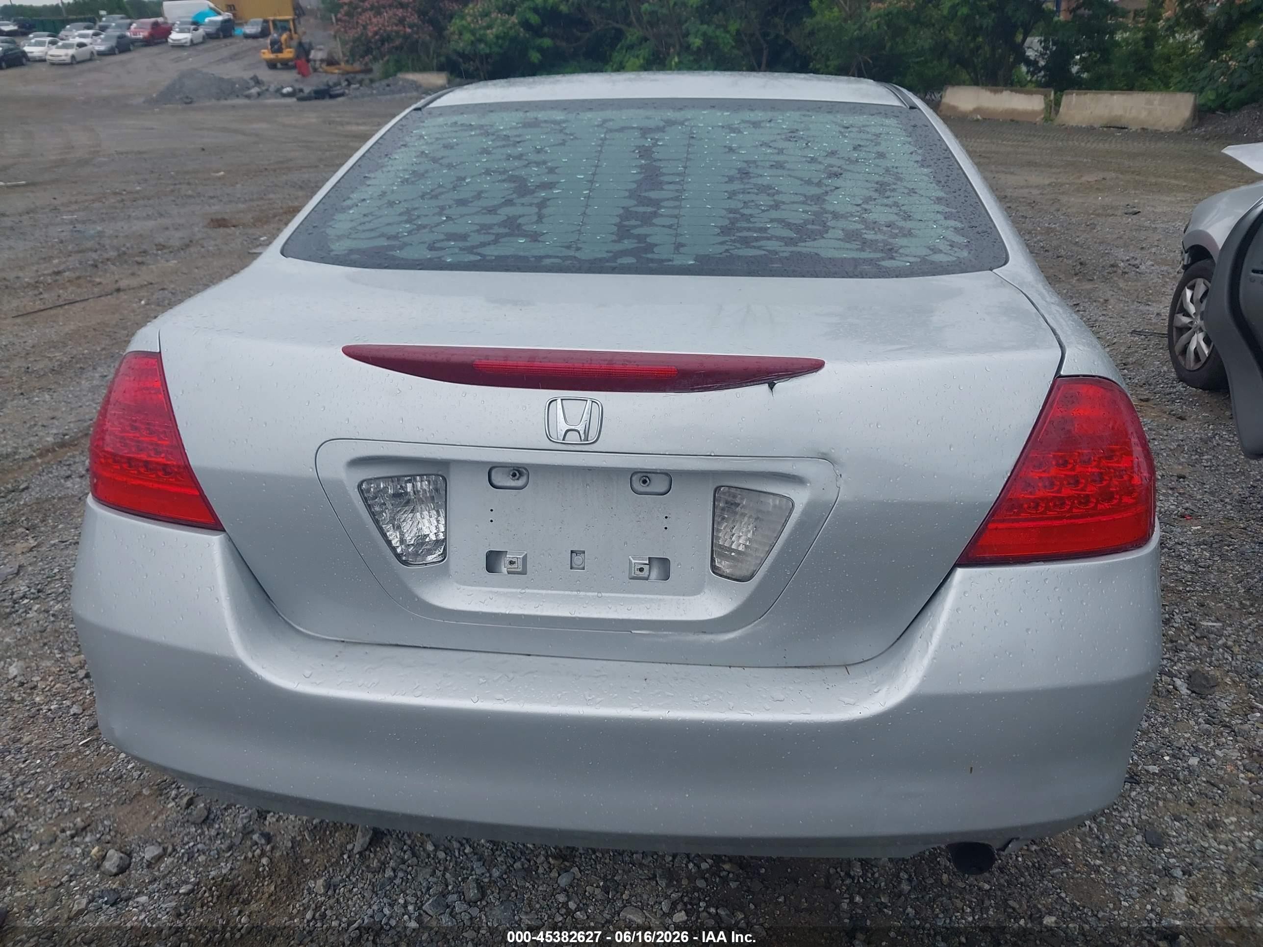 2006 Honda Accord 2.4 Vp Silver vin: 1HGCM56126A112222