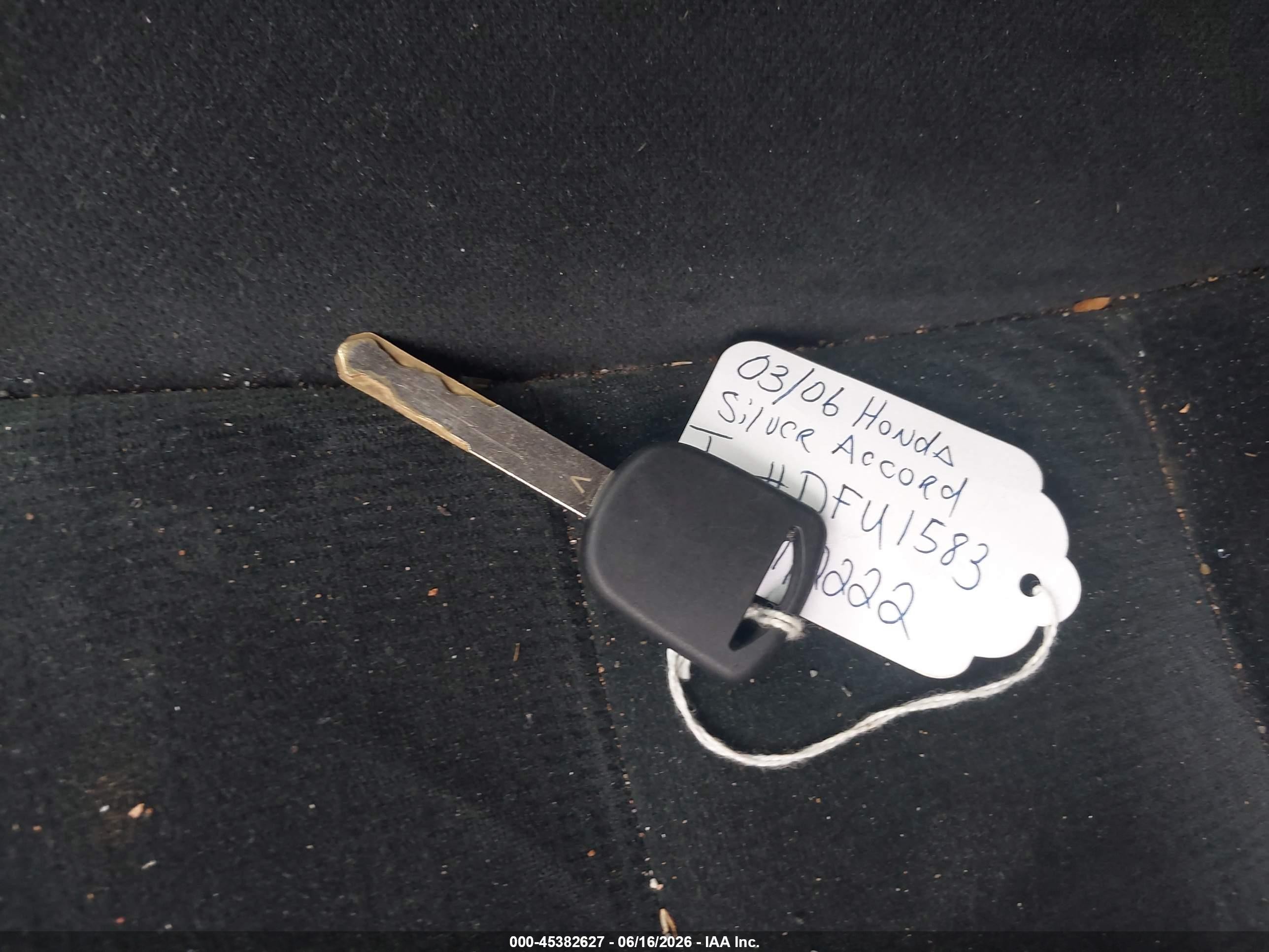 2006 Honda Accord 2.4 Vp Silver vin: 1HGCM56126A112222