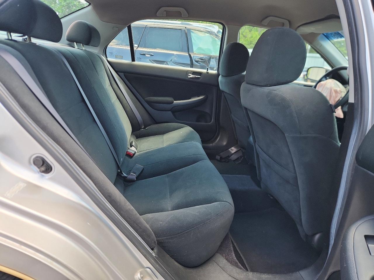 2006 Honda Accord Value Silver vin: 1HGCM56126A163476