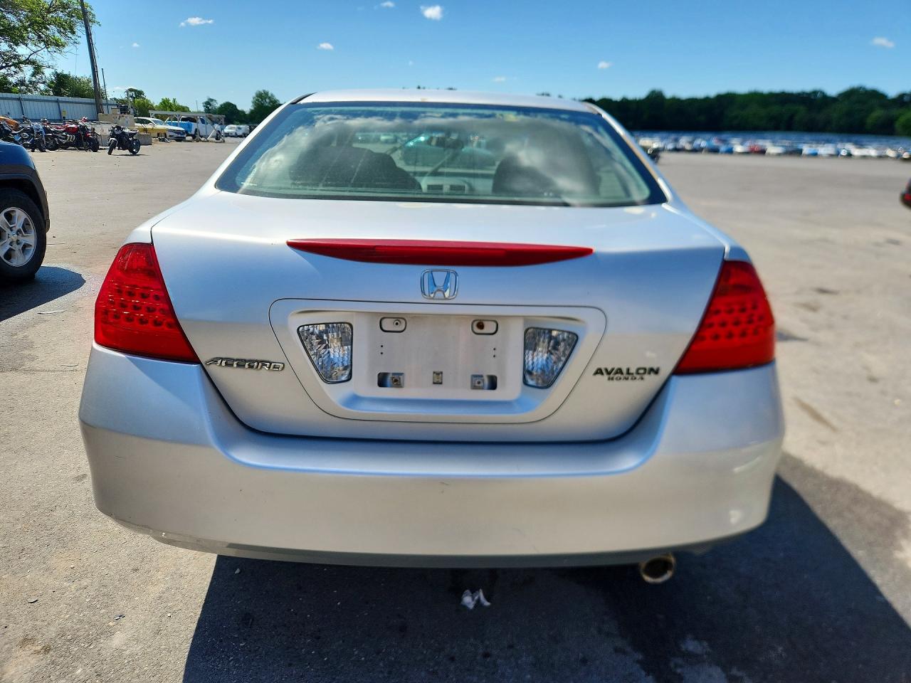 2006 Honda Accord Value Silver vin: 1HGCM56126A163476