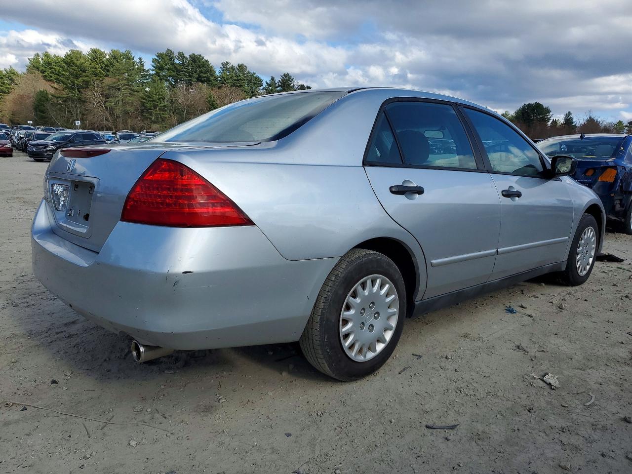 2007 Honda Accord Value Silver vin: 1HGCM56127A018391