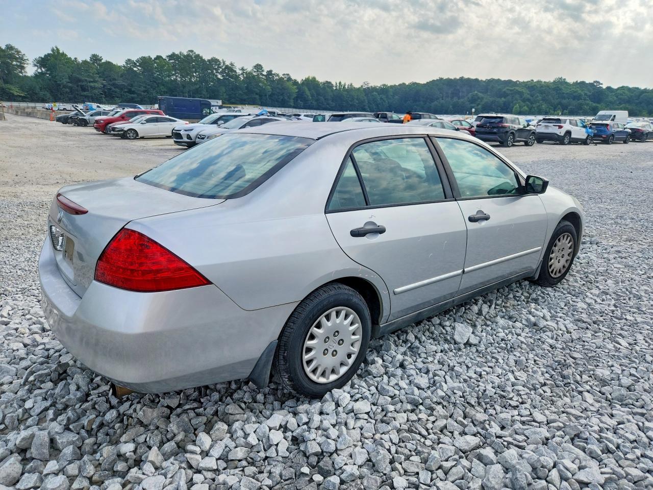 2007 Honda Accord Value Silver vin: 1HGCM56127A228554
