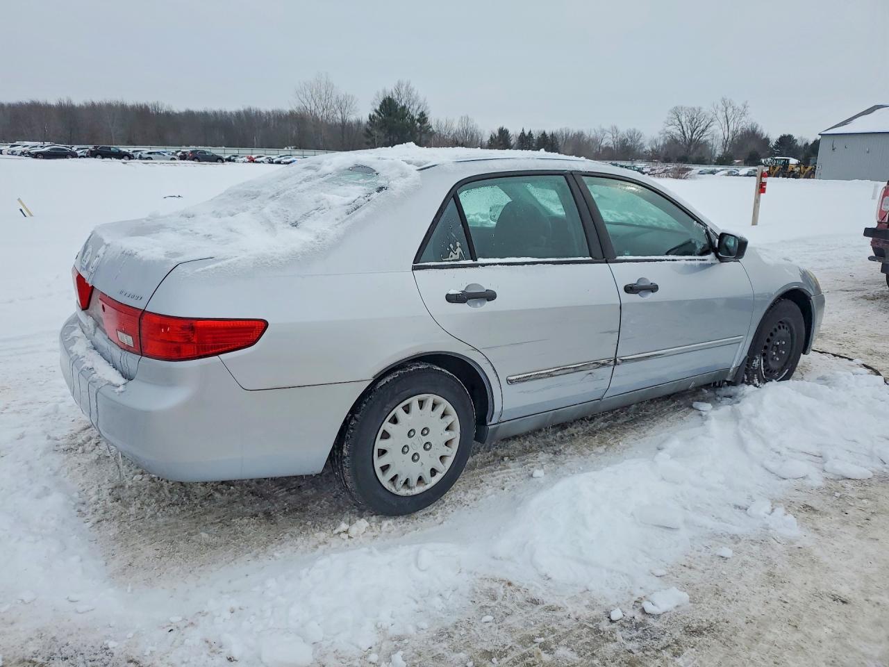 2005 Honda Accord Dx Silver vin: 1HGCM56135A147155