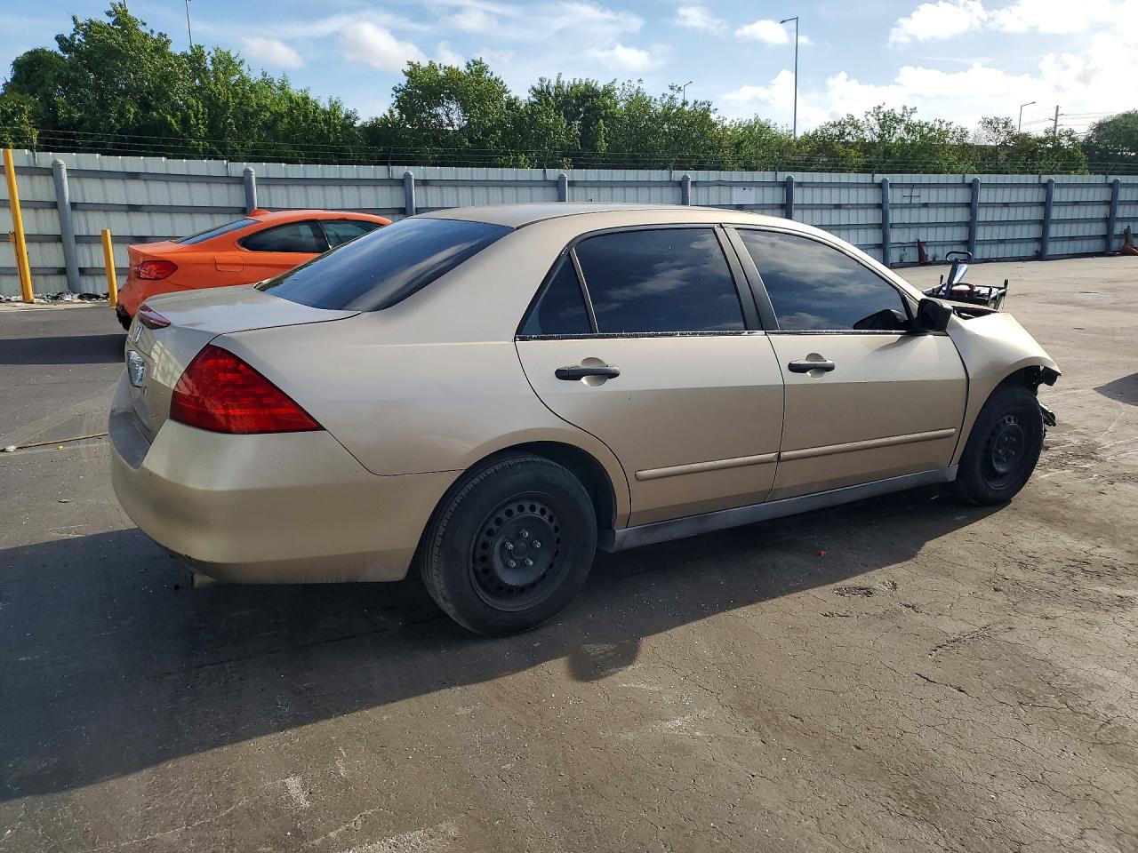2006 Honda Accord Value Gold vin: 1HGCM56136A110107
