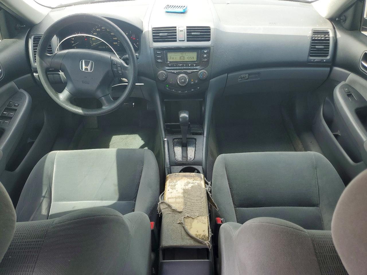 2007 Honda Accord Value Silver vin: 1HGCM56137A057149