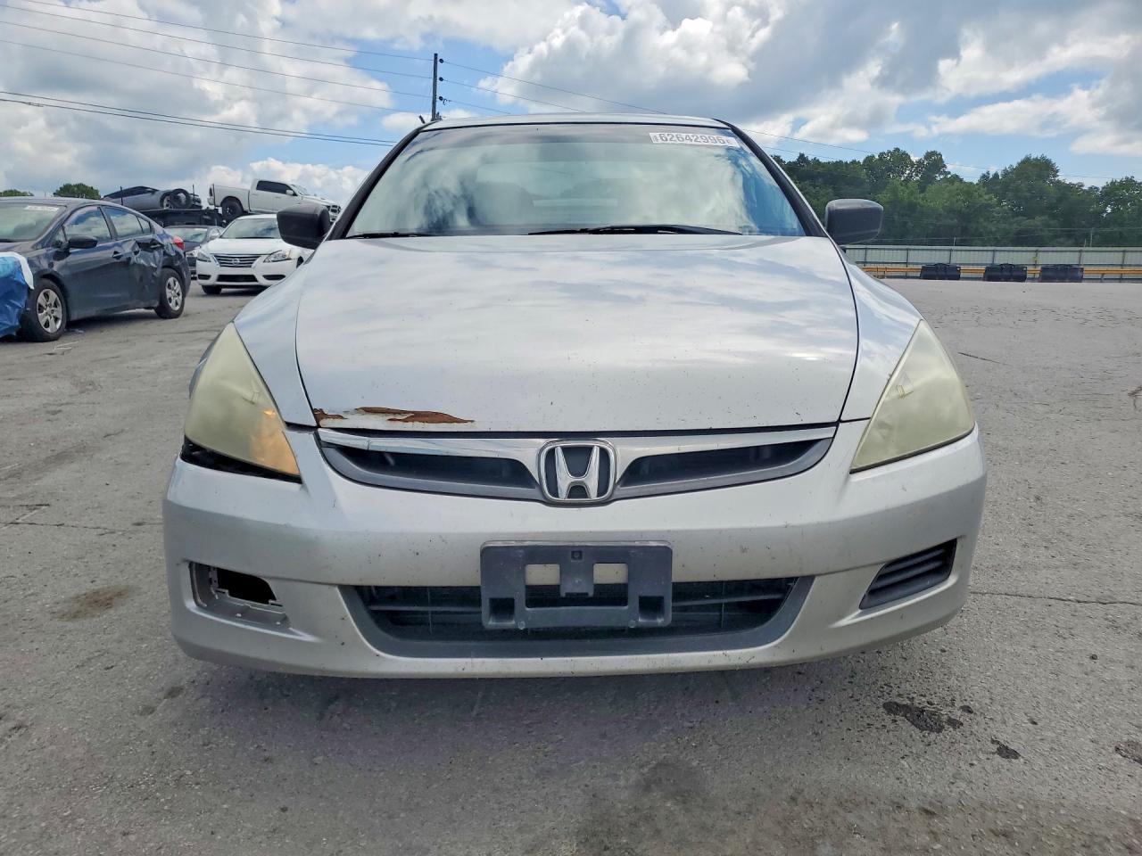 2007 Honda Accord Value Silver vin: 1HGCM56137A057149