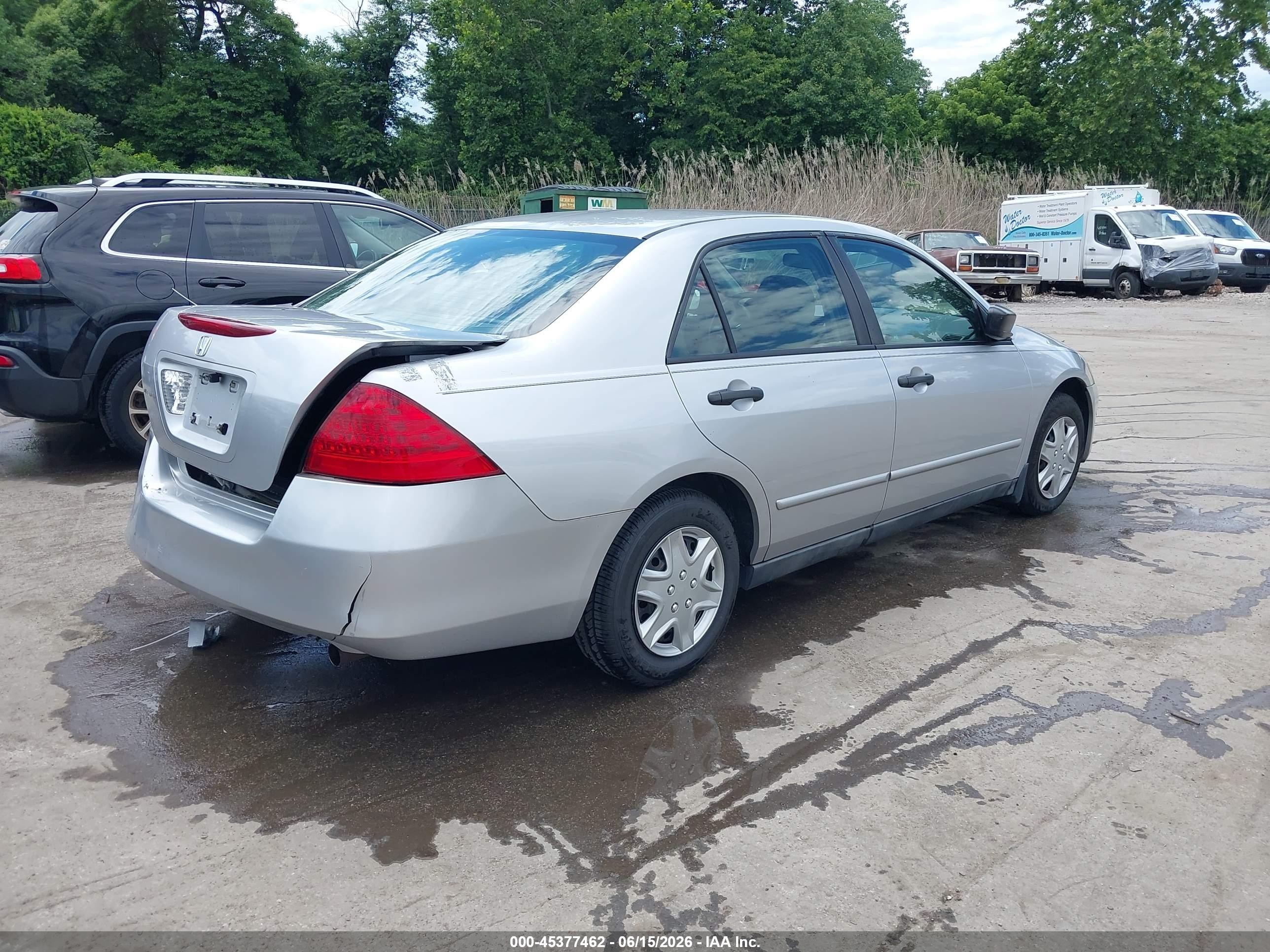 2007 Honda Accord 2.4 Vp Silver vin: 1HGCM56137A210001