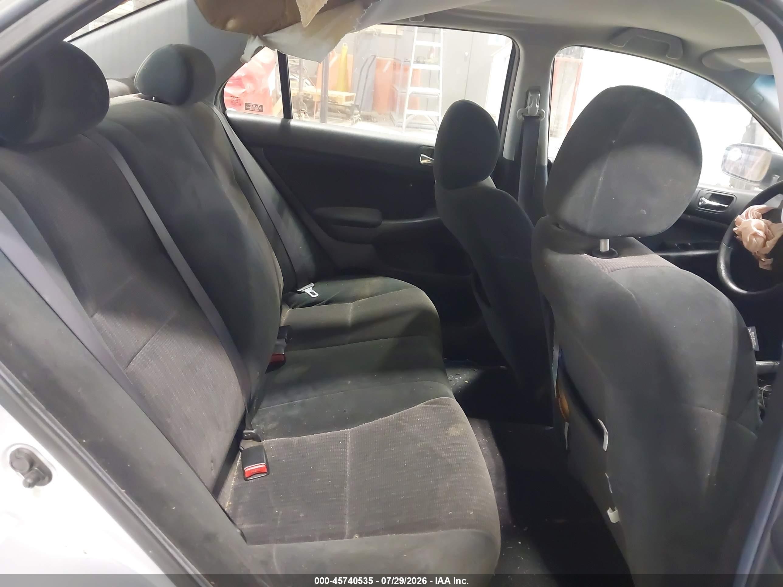 2005 Honda Accord 2.4 Dx Silver vin: 1HGCM56145A144765