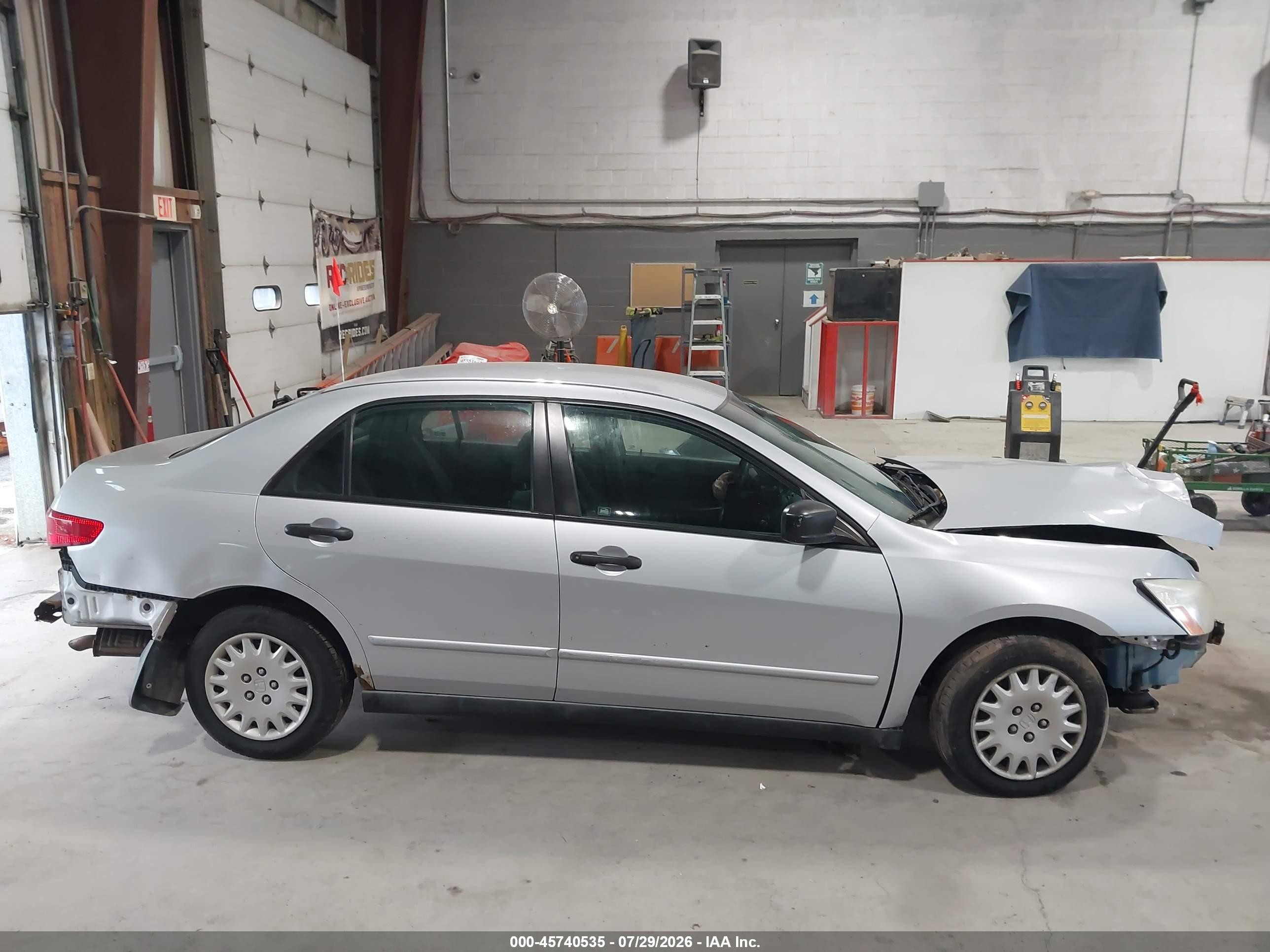 2005 Honda Accord 2.4 Dx Silver vin: 1HGCM56145A144765