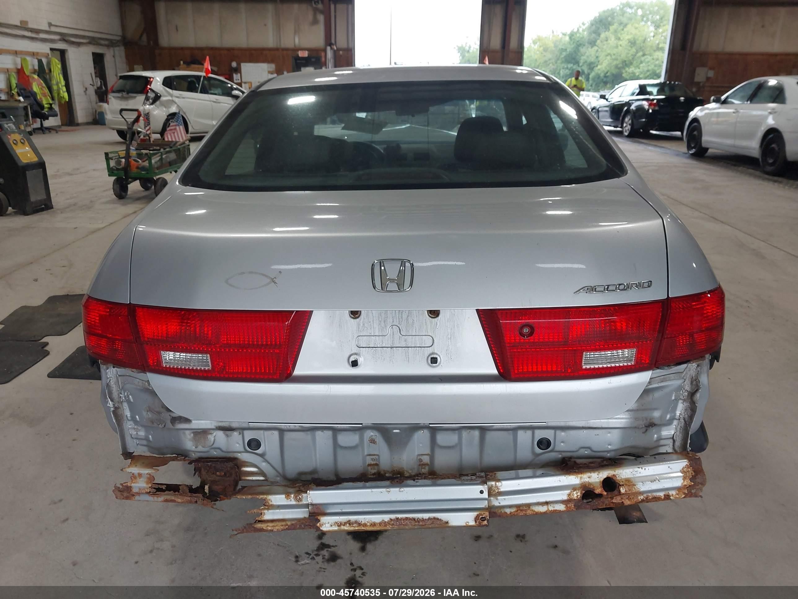 2005 Honda Accord 2.4 Dx Silver vin: 1HGCM56145A144765