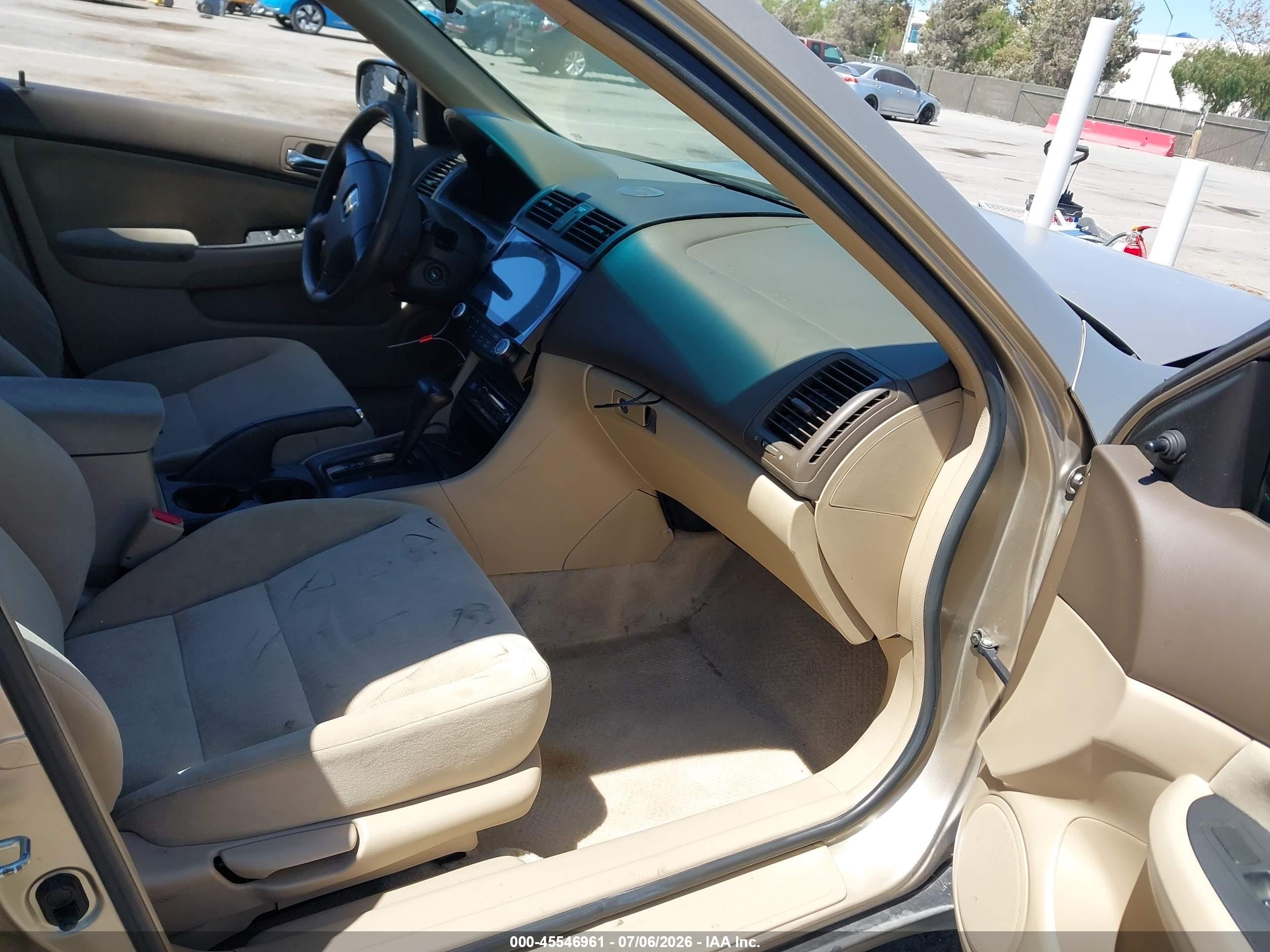 2004 Honda Accord 2.4 Dx Brown vin: 1HGCM56154A034550