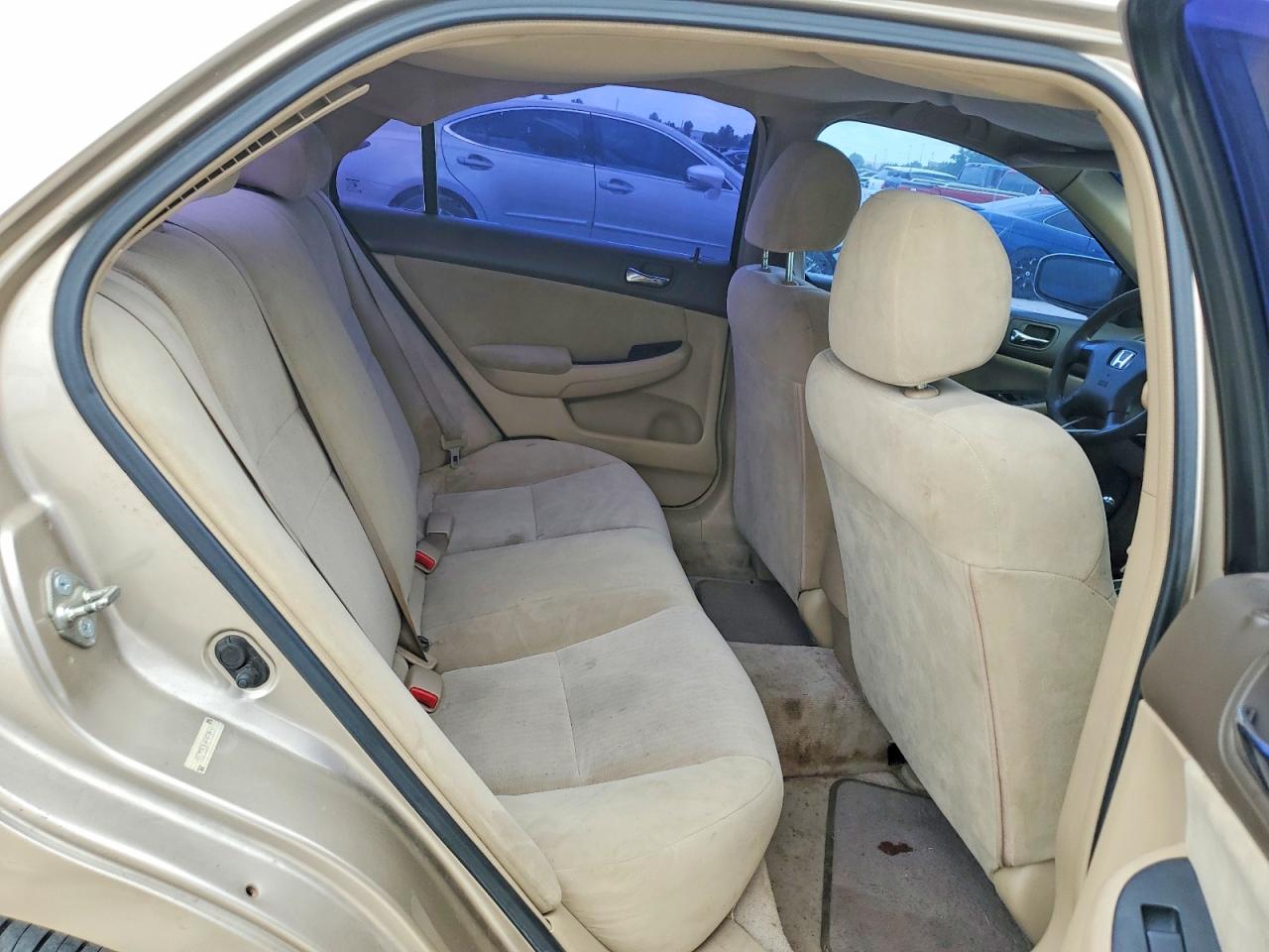 2004 Honda Accord Dx Gold vin: 1HGCM56154A070612