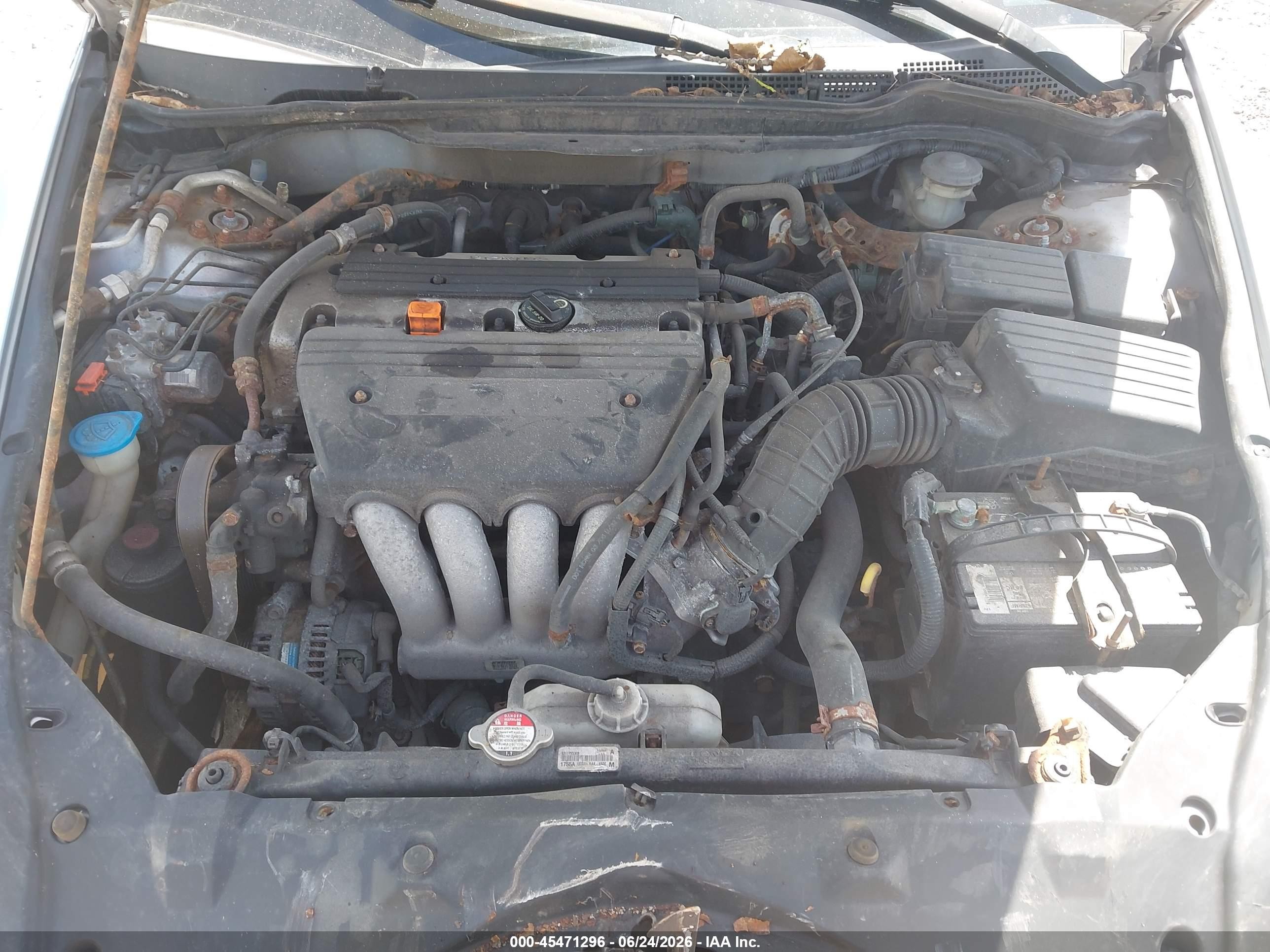 2005 Honda Accord 2.4 Dx Silver vin: 1HGCM56155A166368