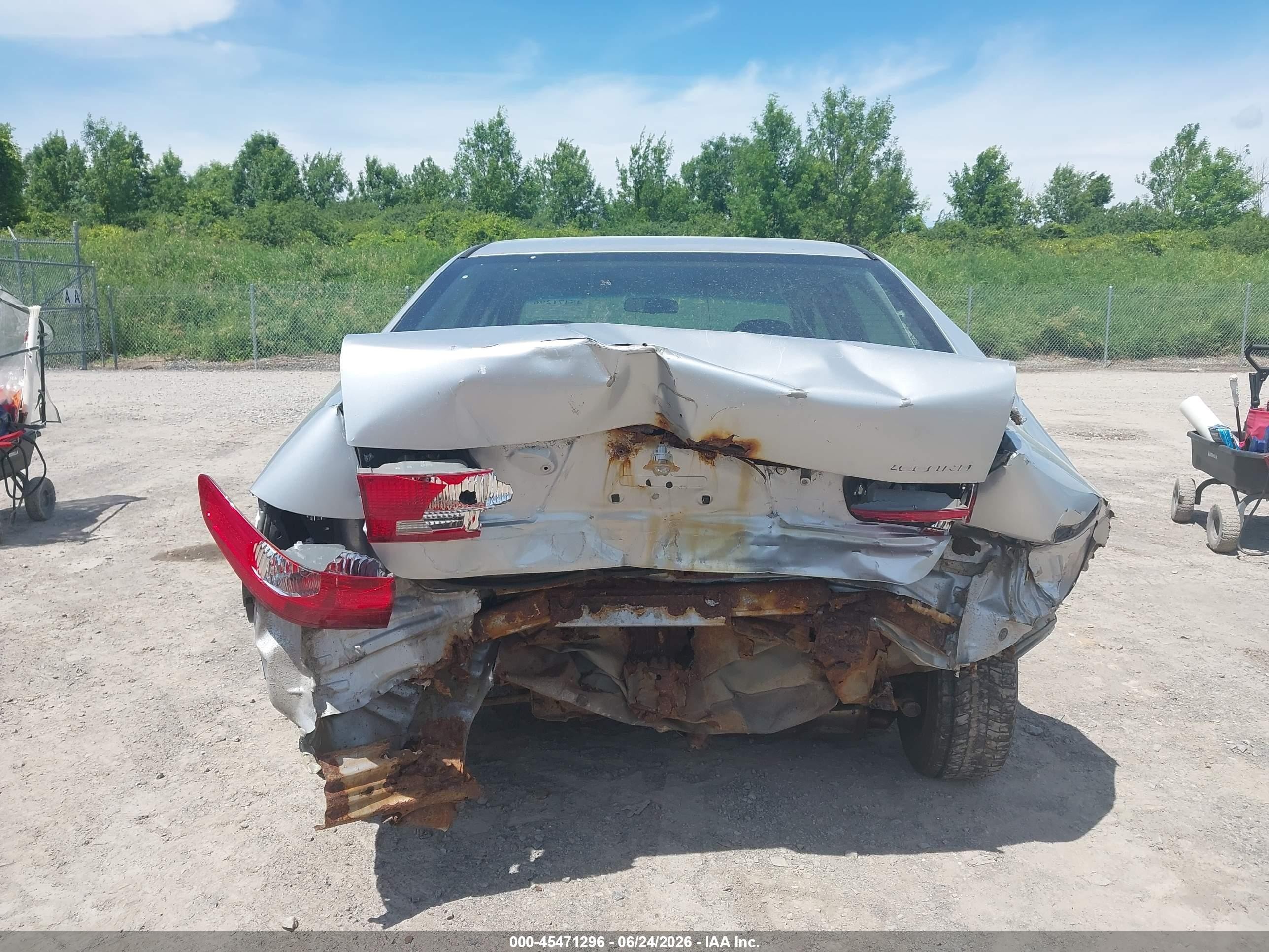 2005 Honda Accord 2.4 Dx Silver vin: 1HGCM56155A166368