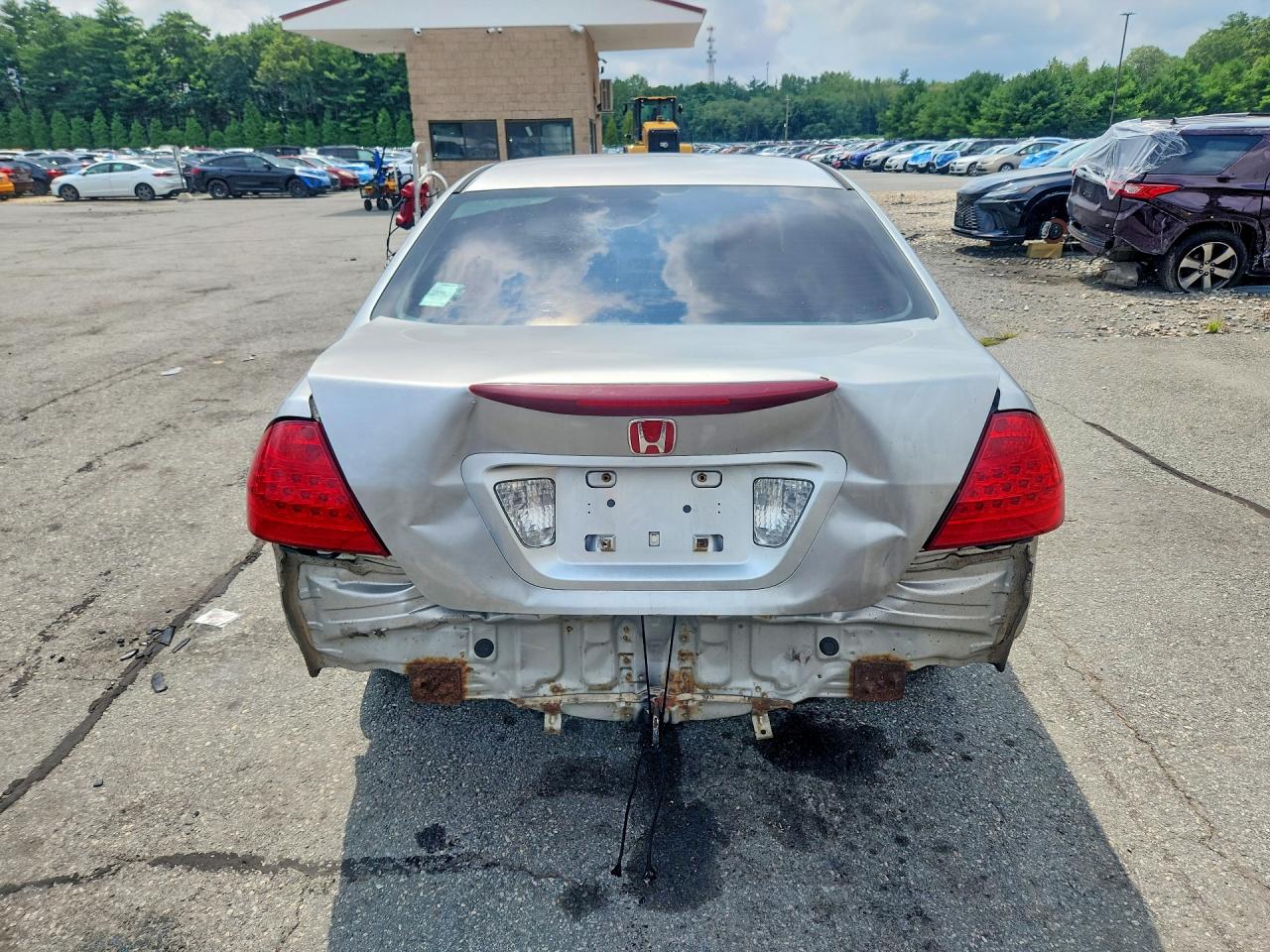 2007 Honda Accord Value Silver vin: 1HGCM56157A052888