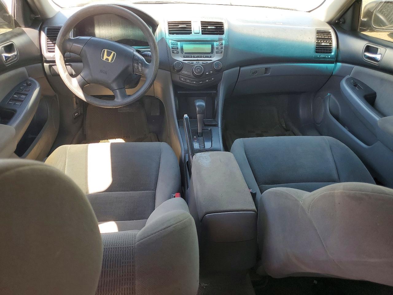 2007 Honda Accord Silver vin: 1HGCM56157A181732