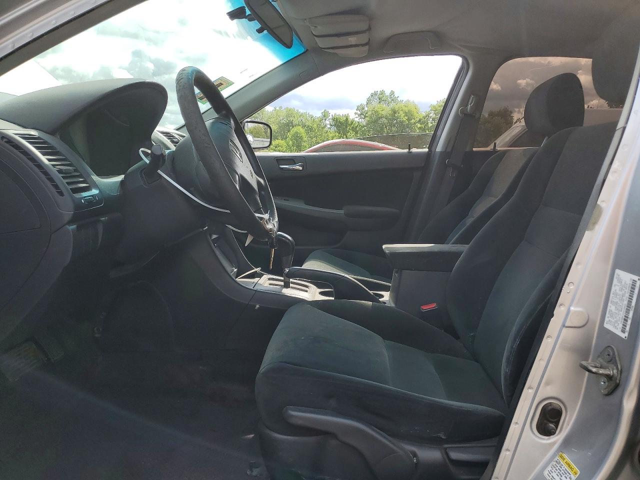 2006 Honda Accord Value Silver vin: 1HGCM56166A120422